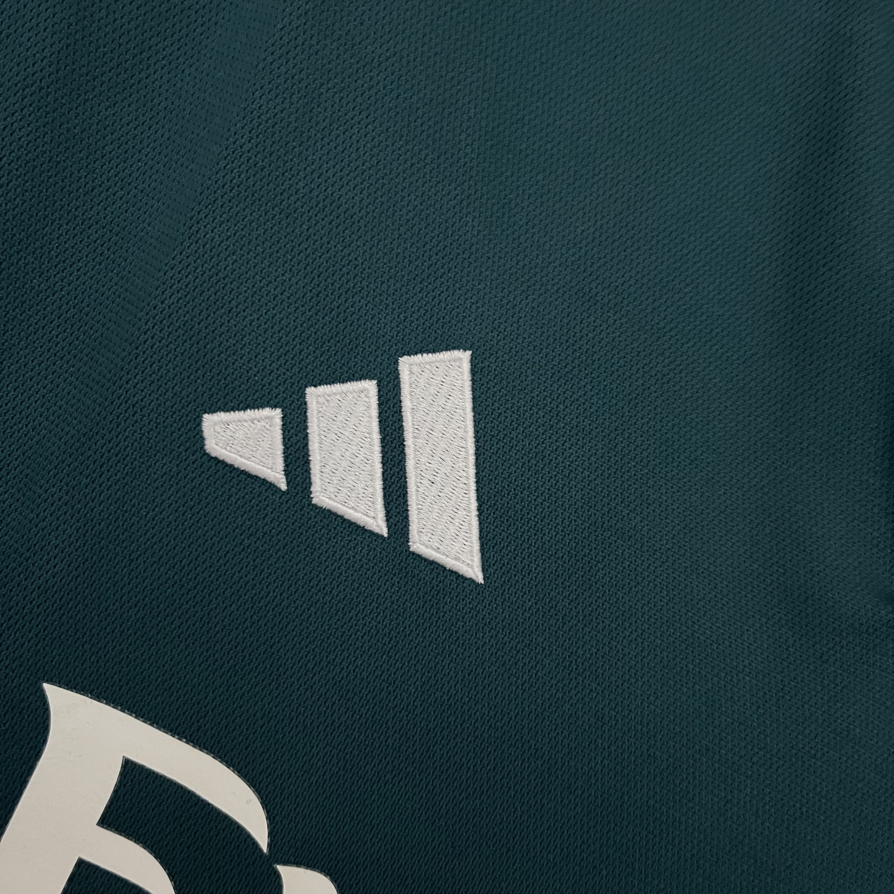 Arsenal 2023/24 Mens Away Design 2 Jersey