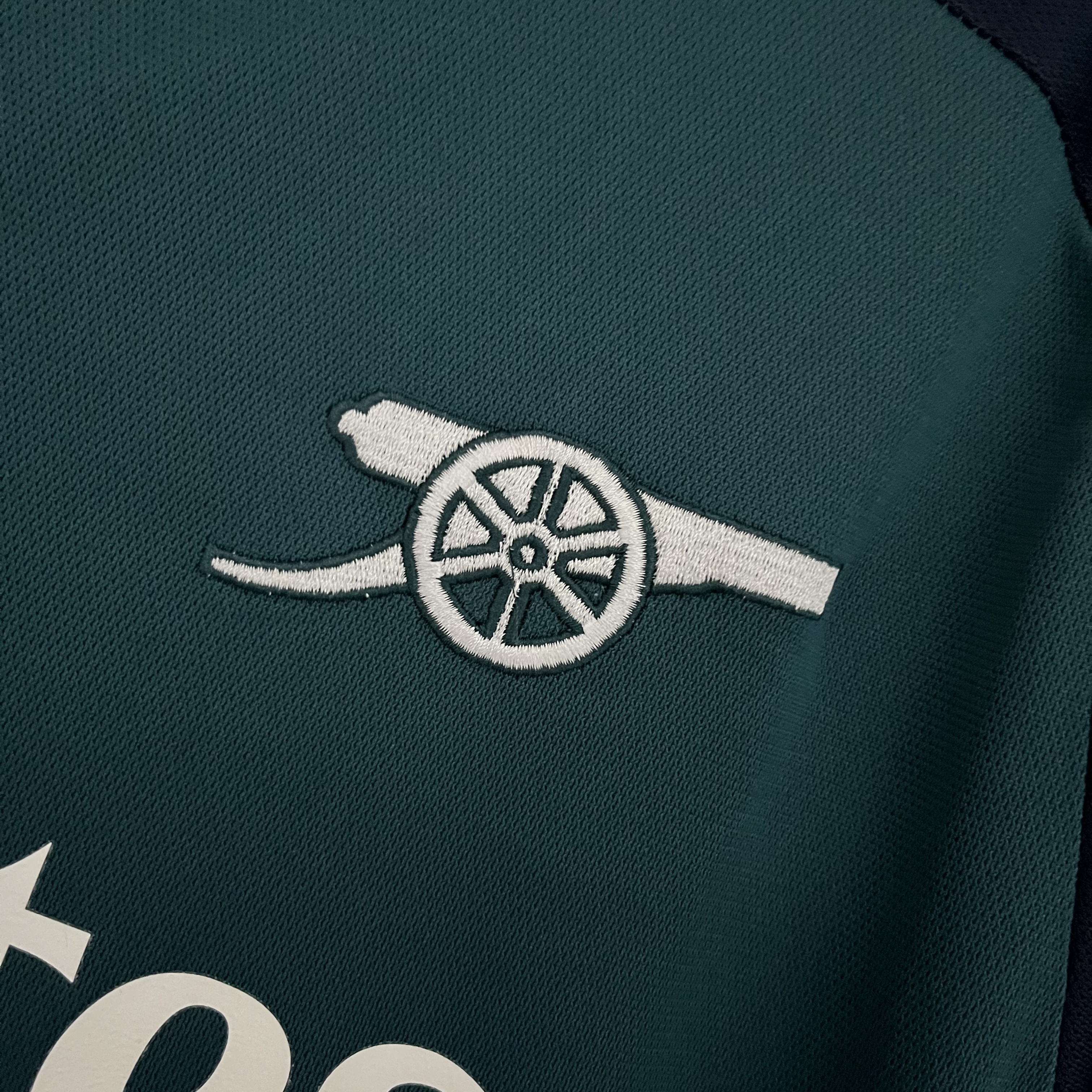 Arsenal 2023/24 Mens Away Design 2 Jersey