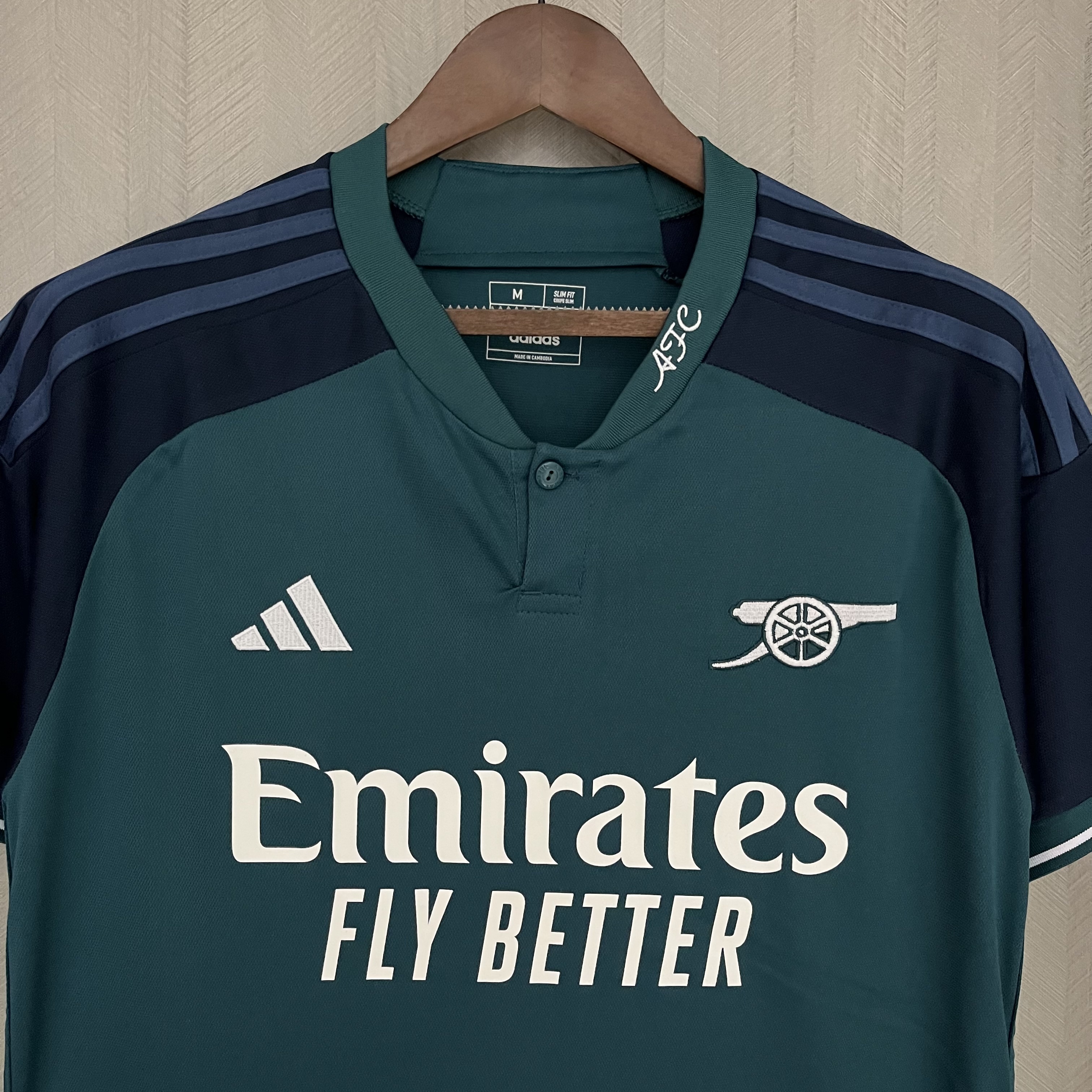Arsenal 2023/24 Mens Away Design 2 Jersey