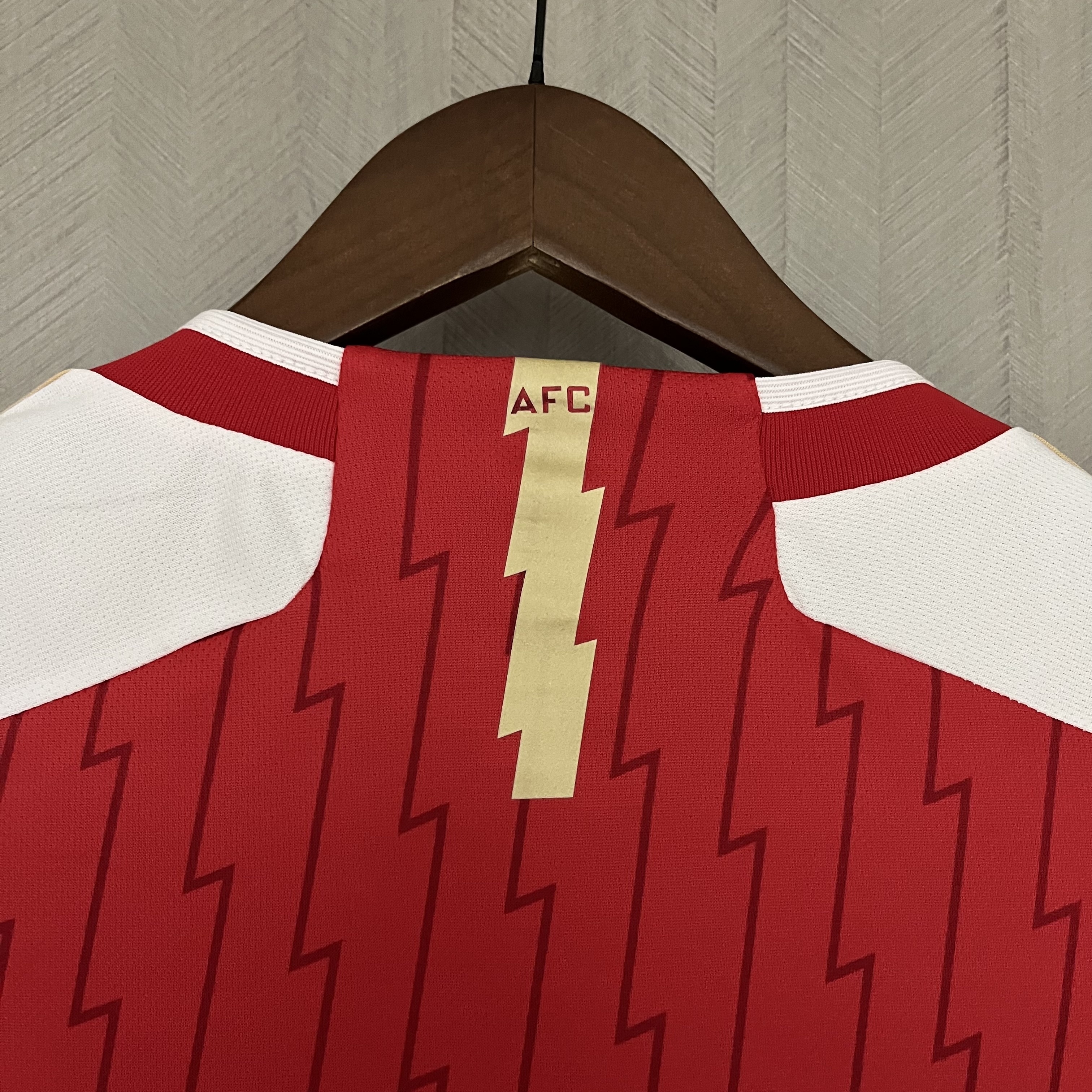 Arsenal 2023/24 Mens Home Jersey