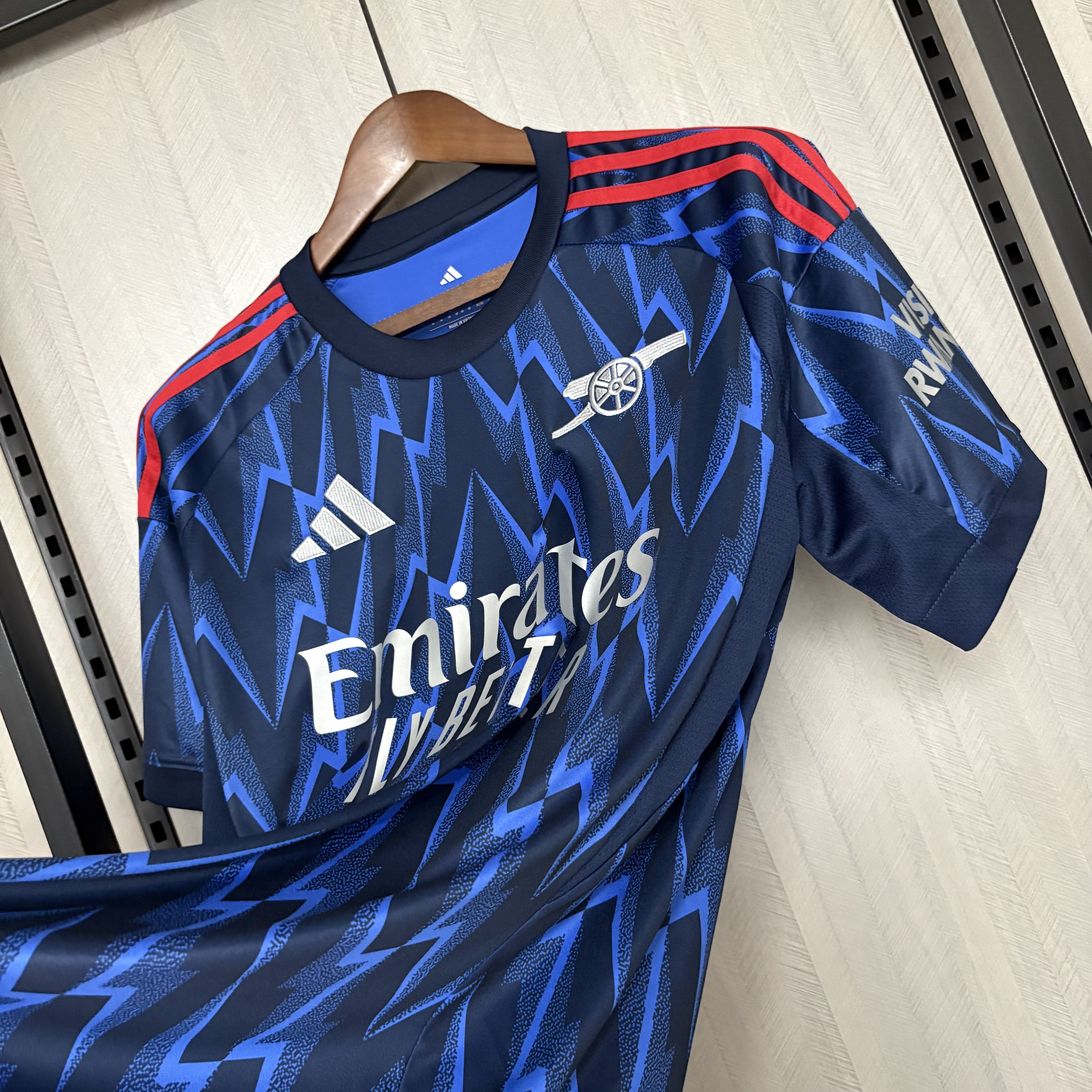 Arsenal 2025/26 Mens Away Jersey