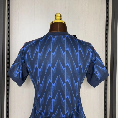 Arsenal 2025/26 Womens Away Jersey 02