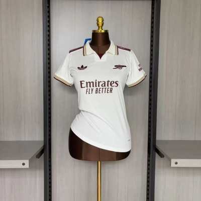 Arsenal 2025/26 Womens Third Jersey 01