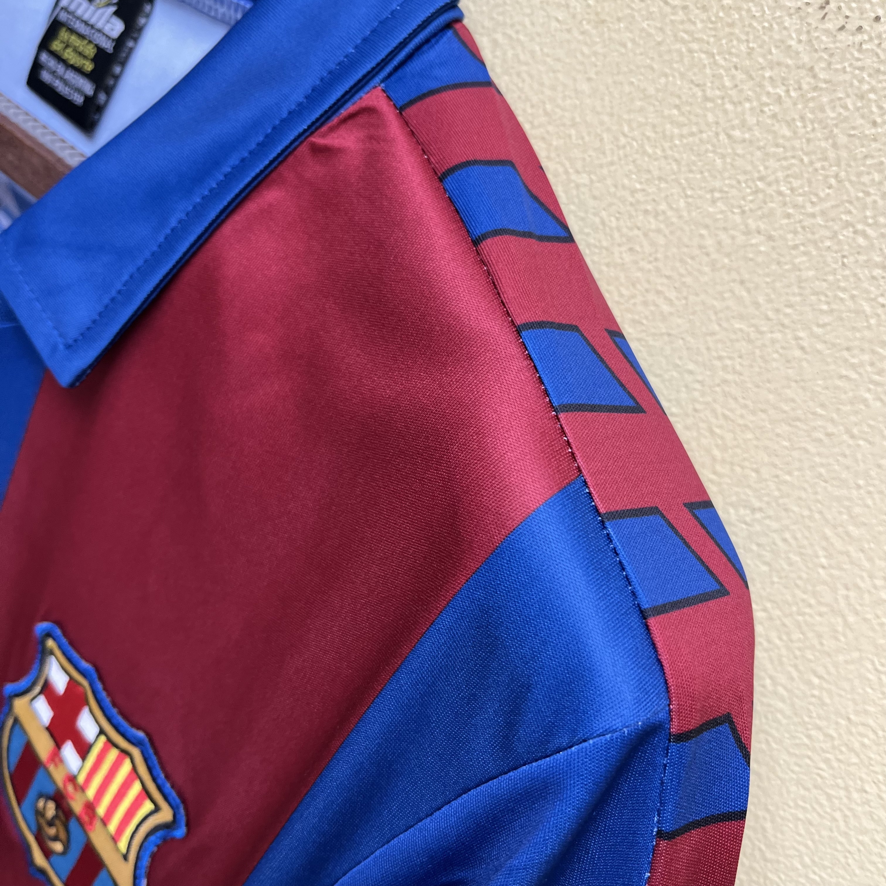 Barcelona 1980/82 Men's Retro Home Jersey