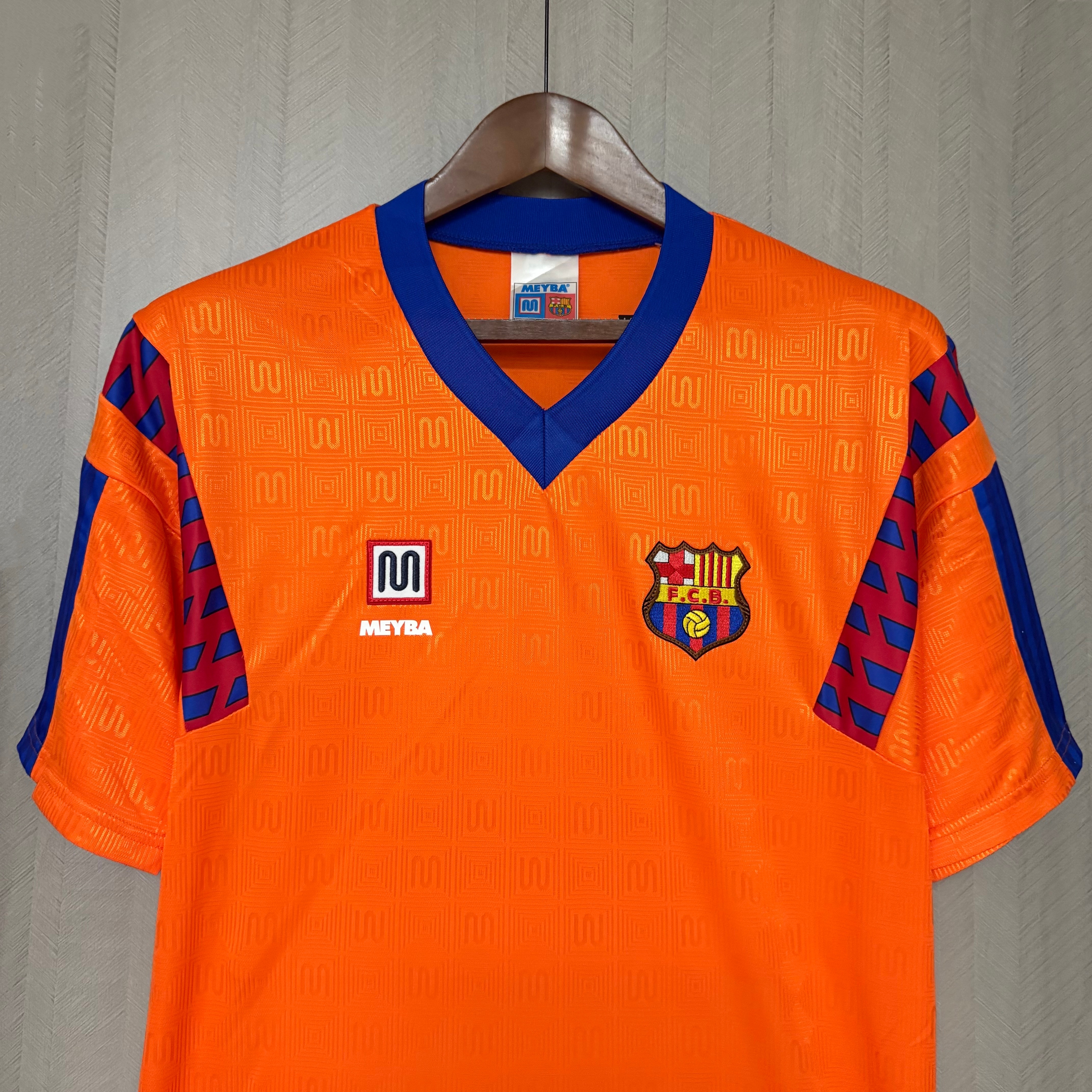 Barcelona 1991/92 Men's Retro Away Jersey