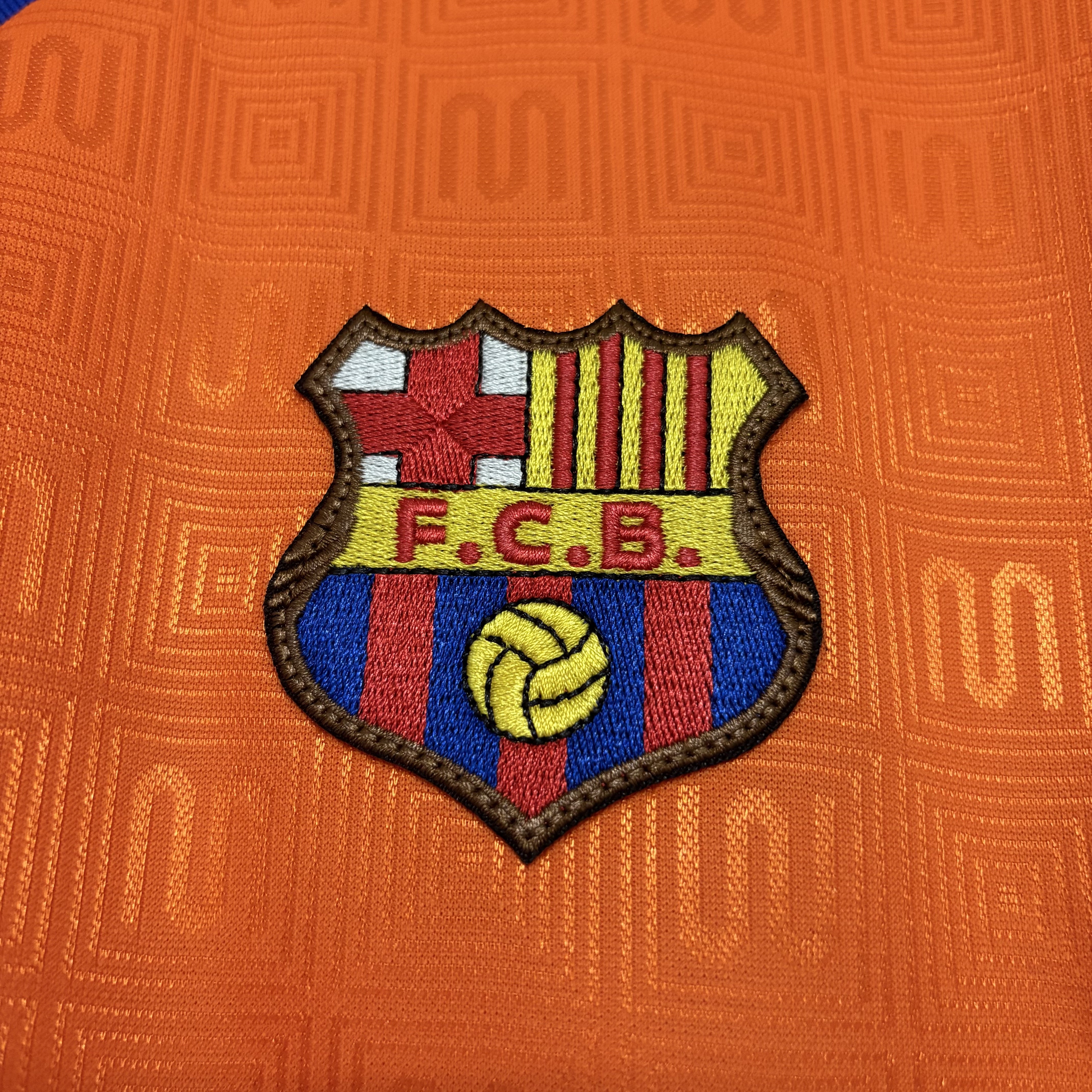 Barcelona 1991/92 Men's Retro Away Jersey