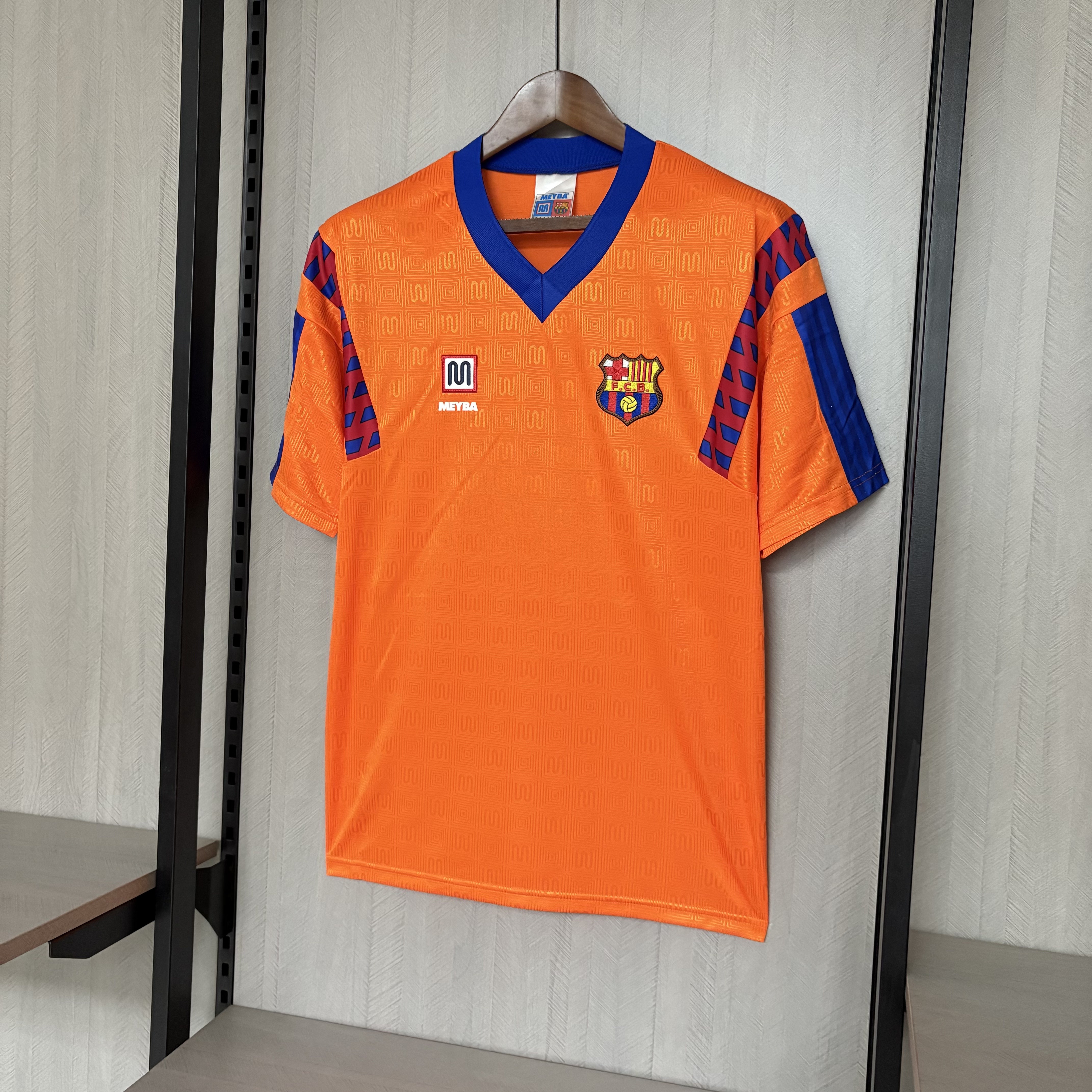 Barcelona 1991/92 Men's Retro Away Jersey