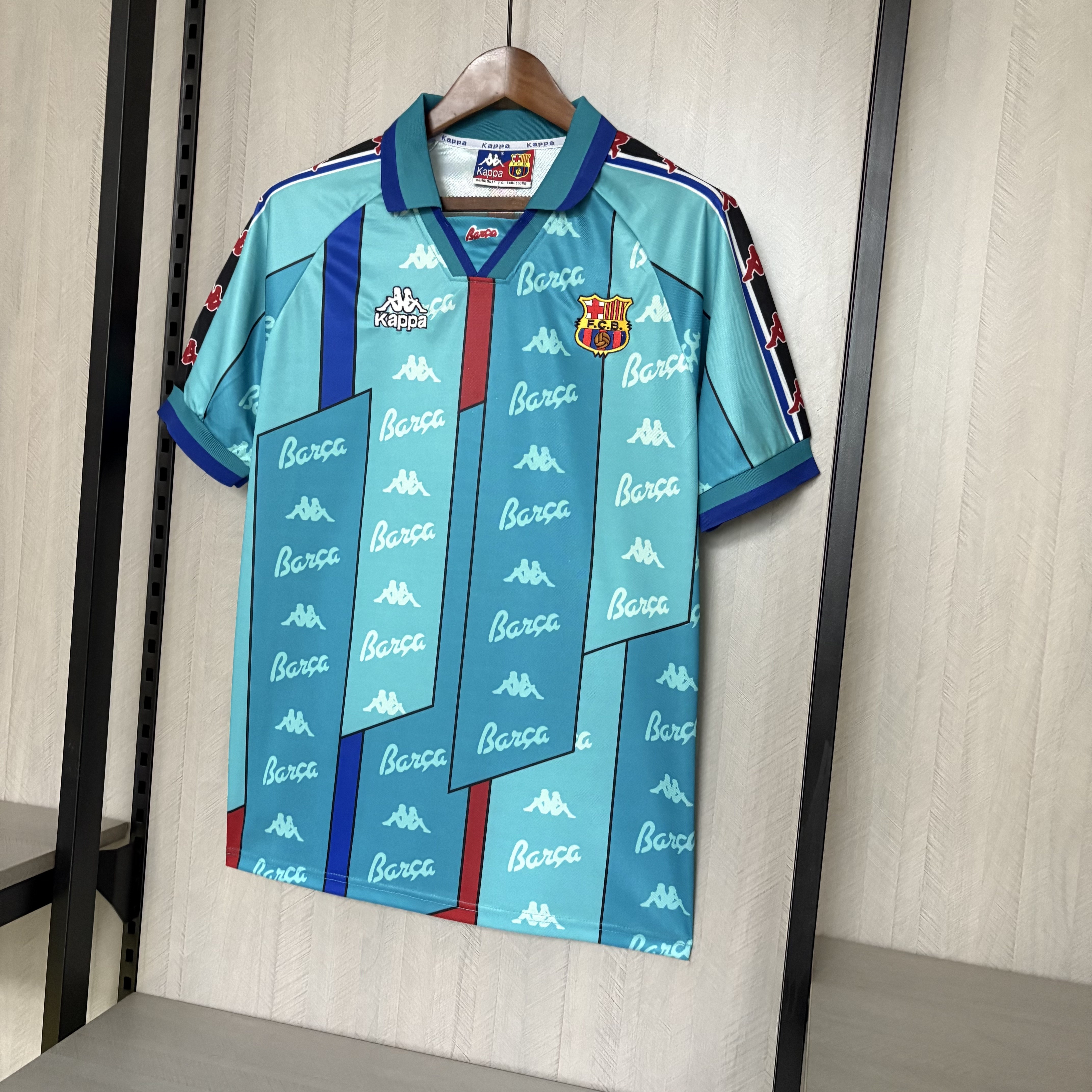 Barcelona 1995/97 Men's Retro Away Jersey