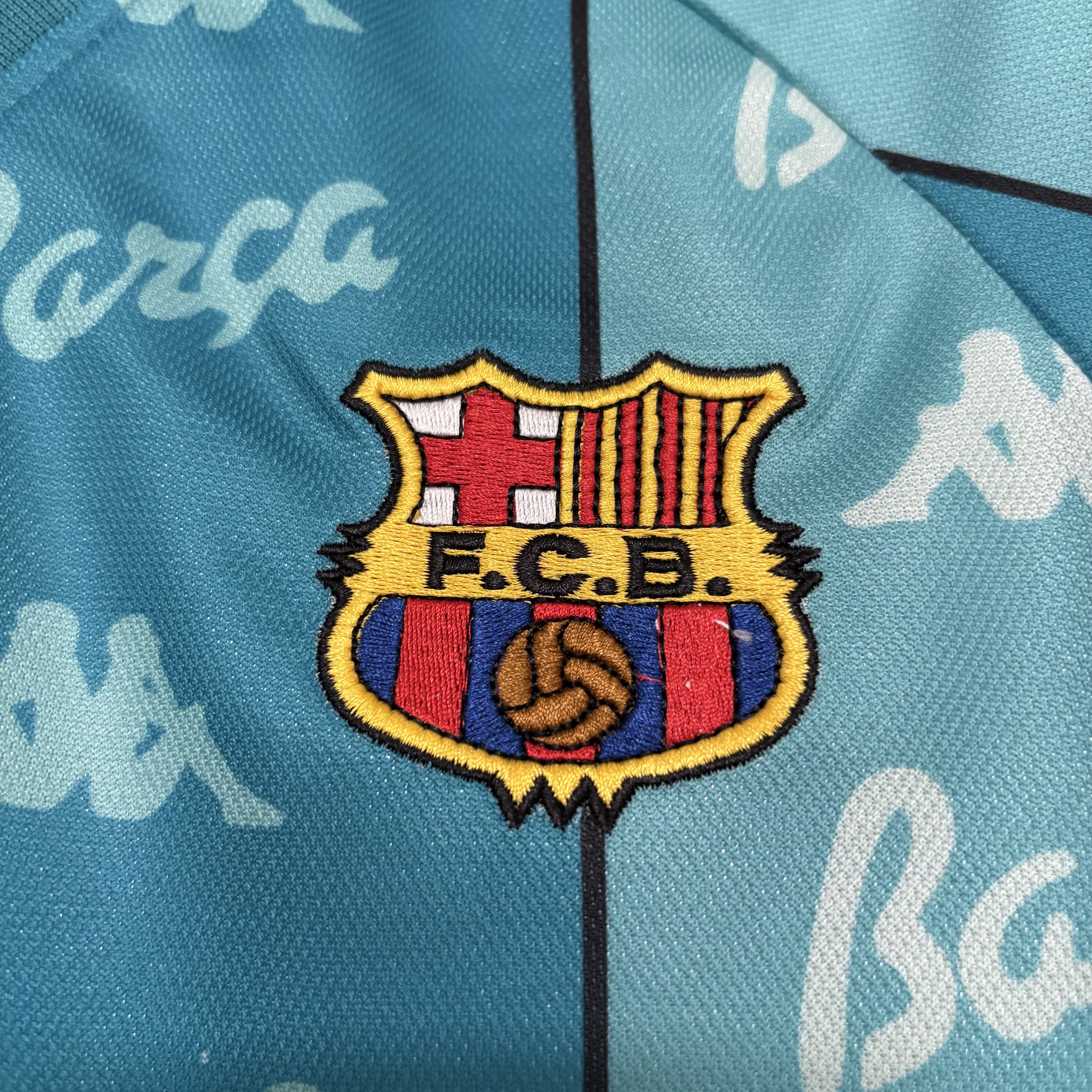 Barcelona 1995/97 Men's Retro Away Jersey