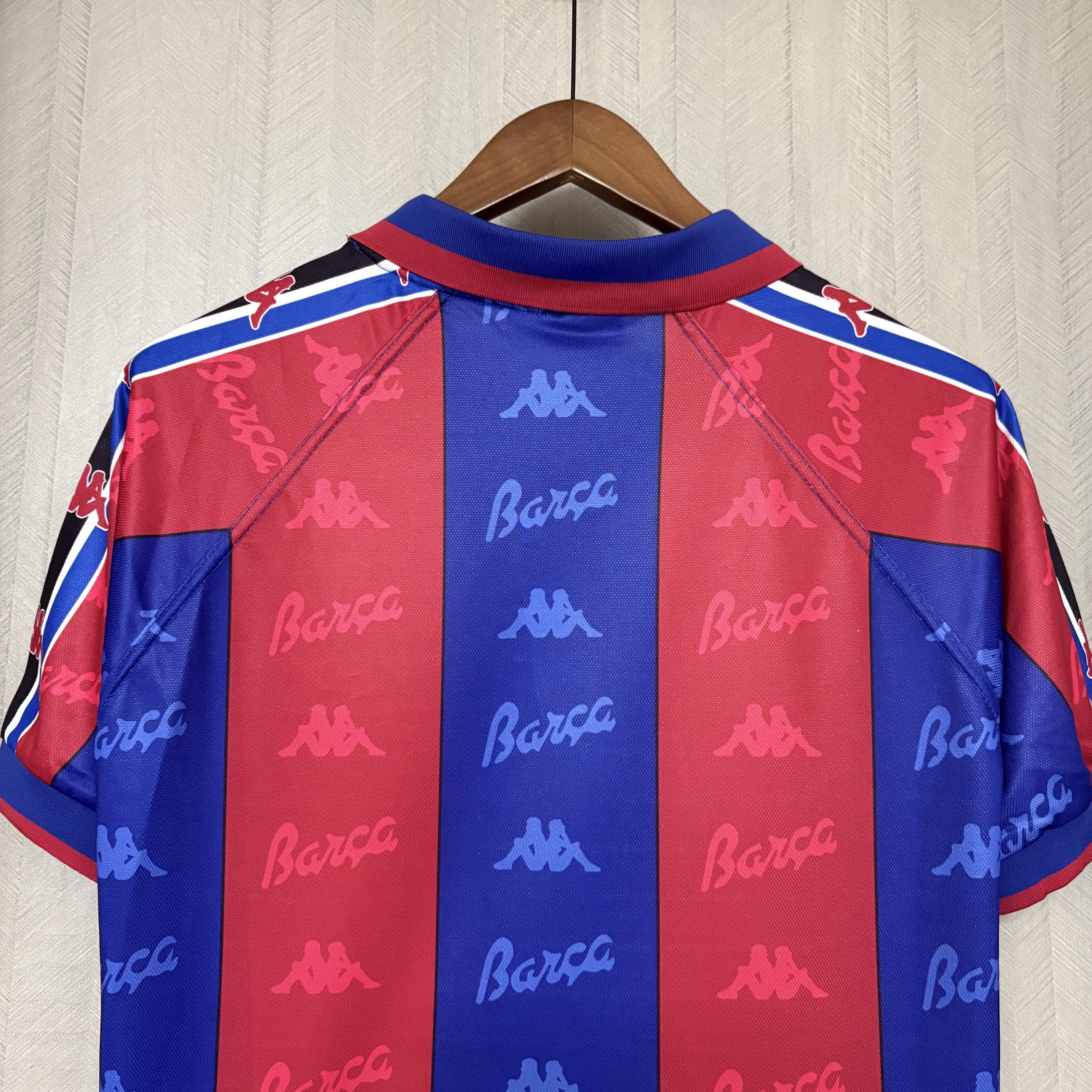 Barcelona 1995/97 Men's Retro Home Jersey