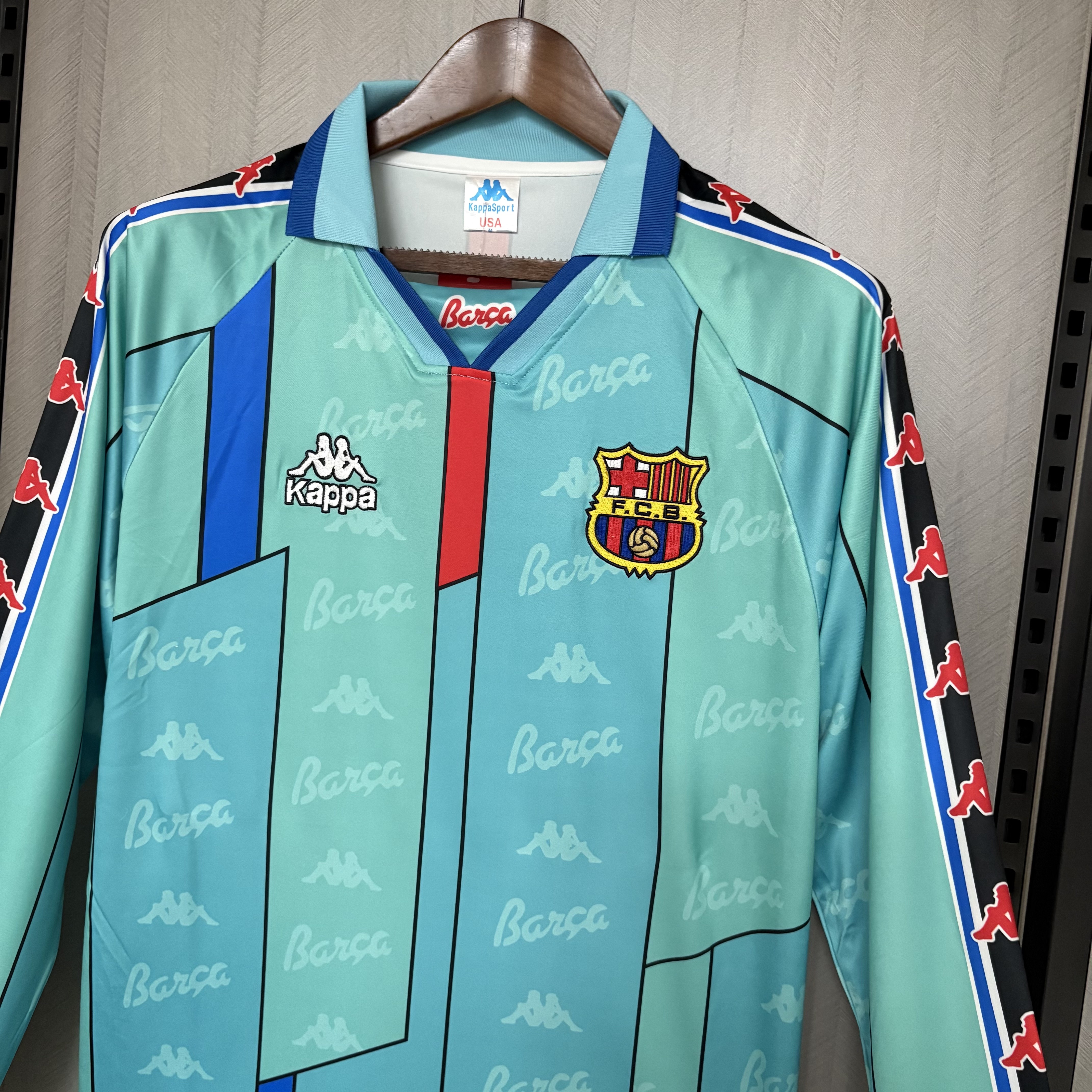 Barcelona 1995/97 Men's Retro Long Sleeve Away Jersey