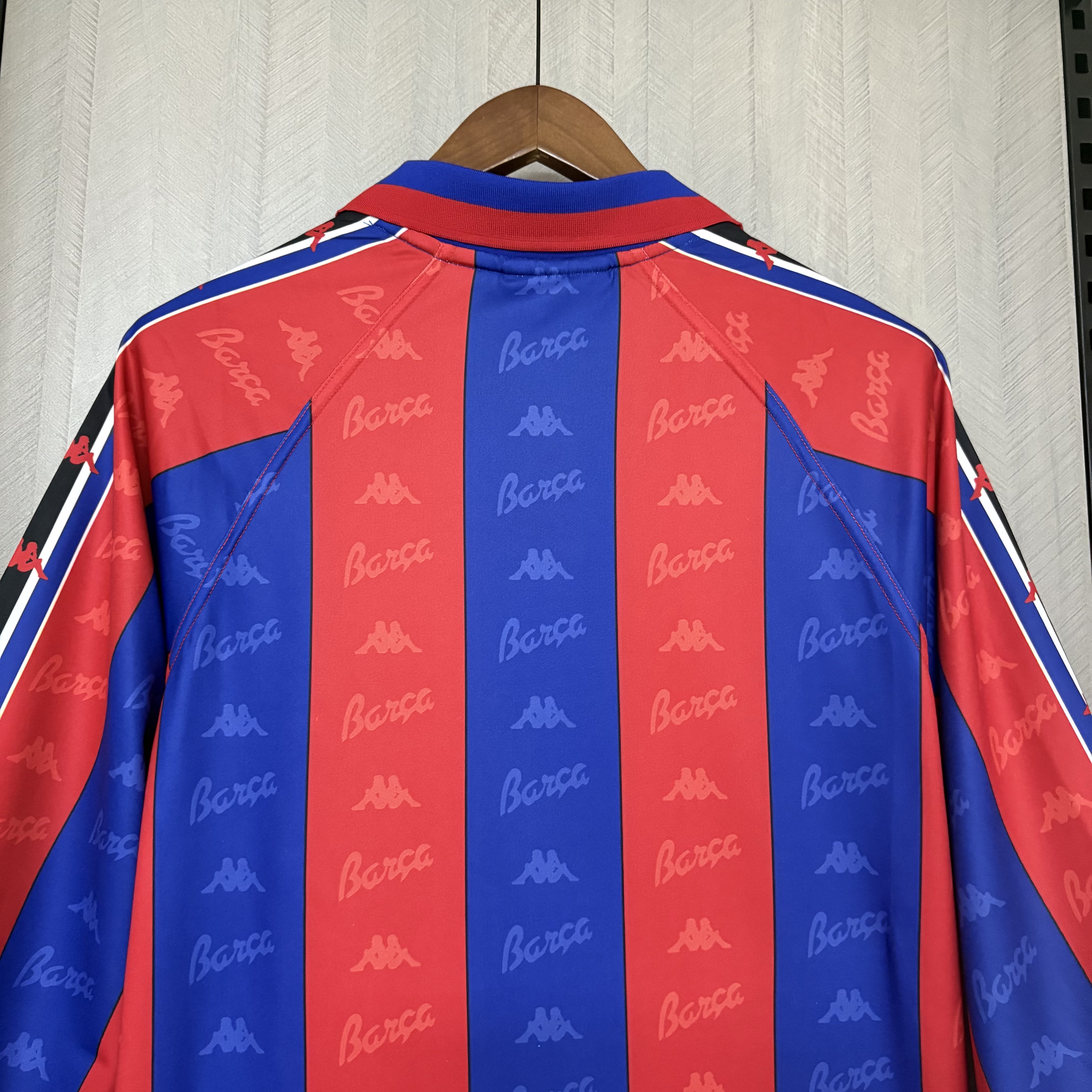 Barcelona 1995/97 Men's Retro Long Sleeve Home Jersey