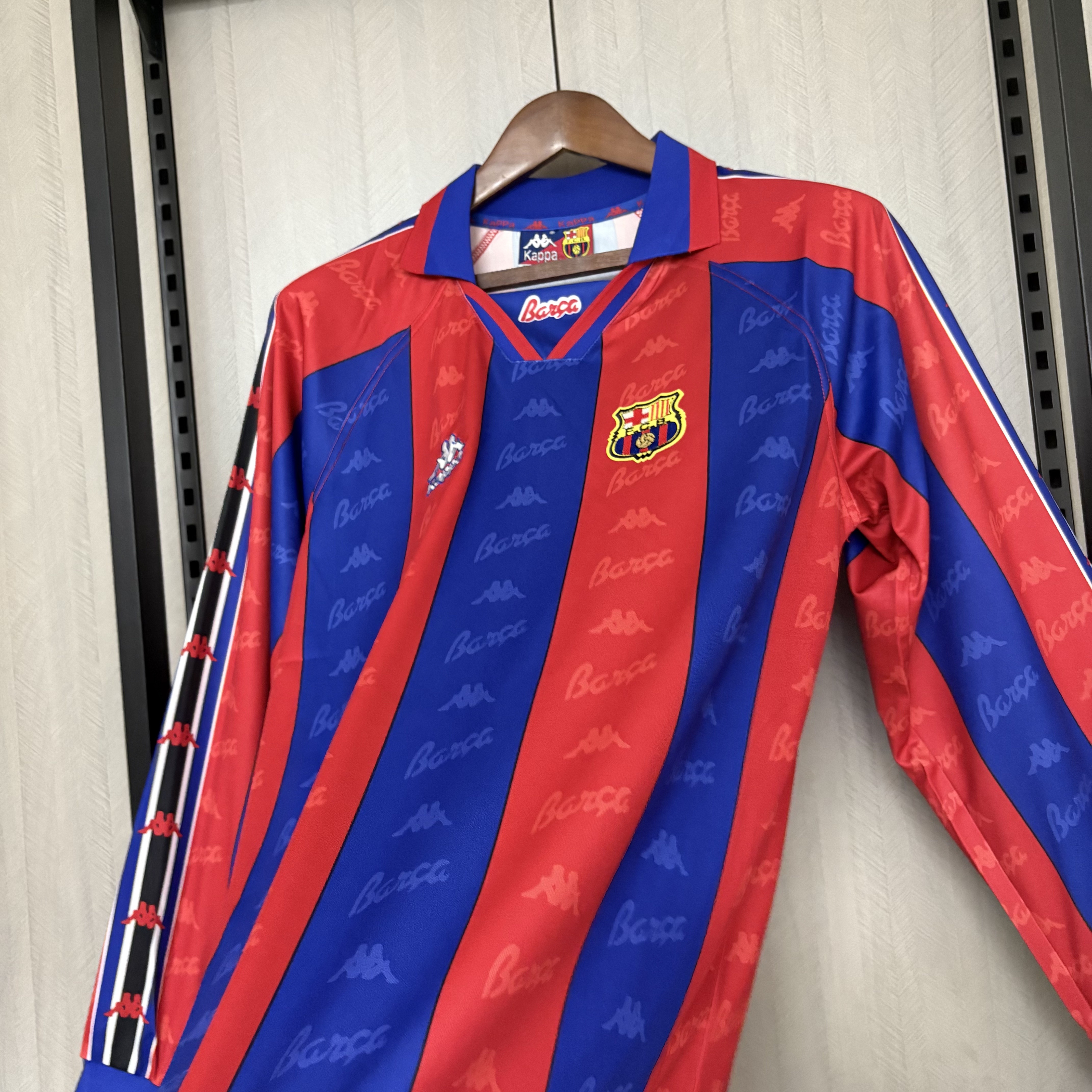 Barcelona 1995/97 Men's Retro Long Sleeve Home Jersey