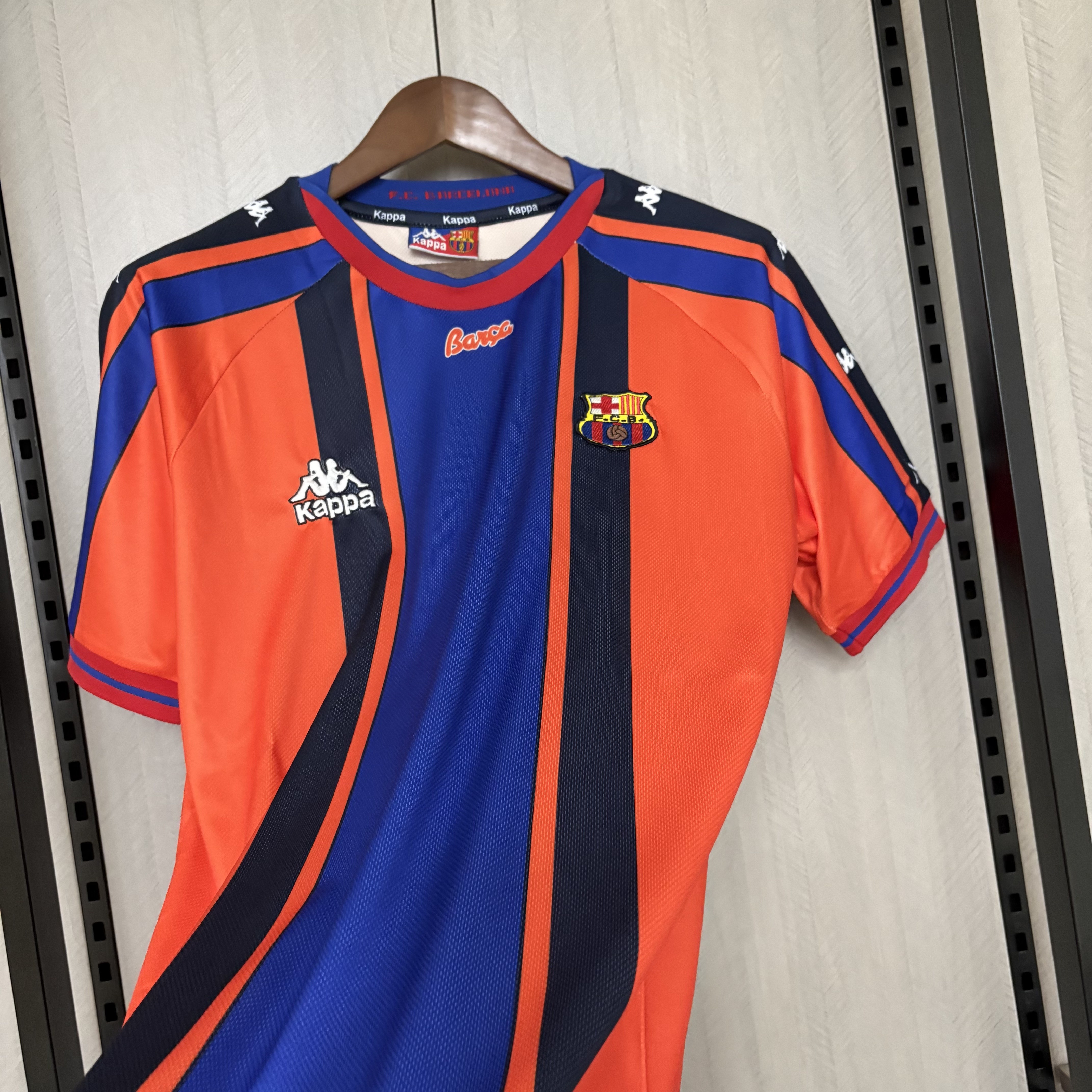 Barcelona 1997/98 Men's Retro Away Jersey