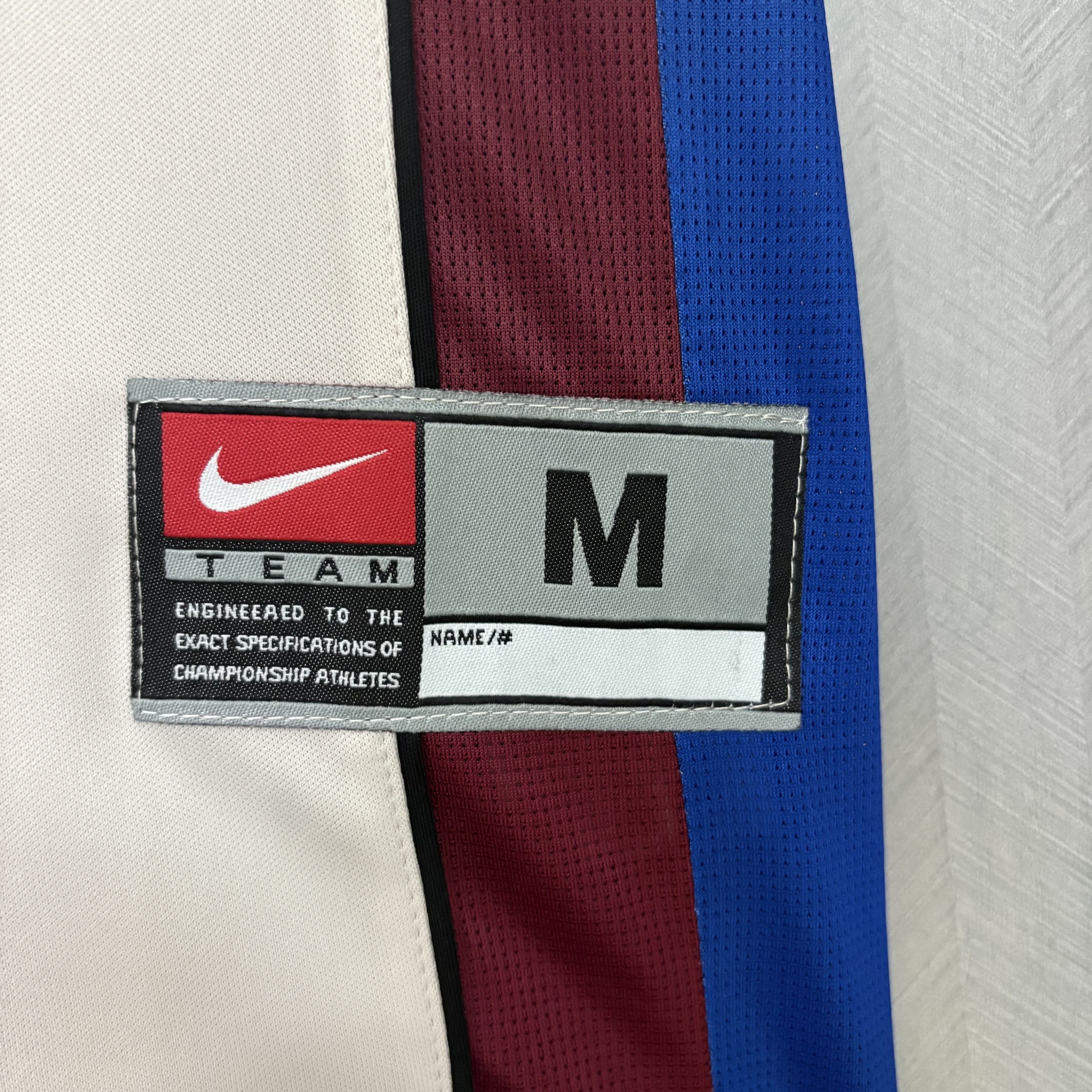Barcelona 1998/99 Men's Retro Away Jersey