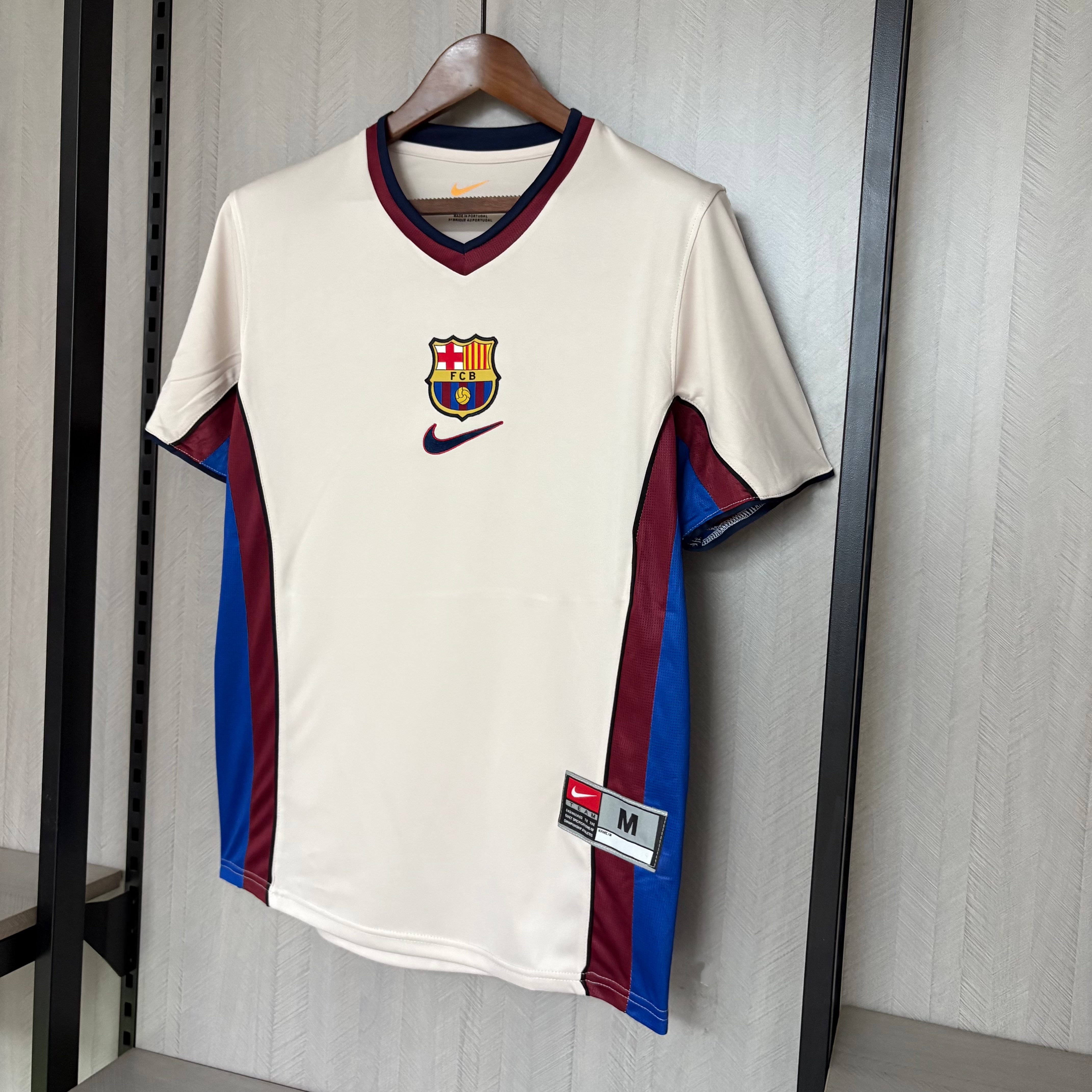 Barcelona 1998/99 Men's Retro Away Jersey