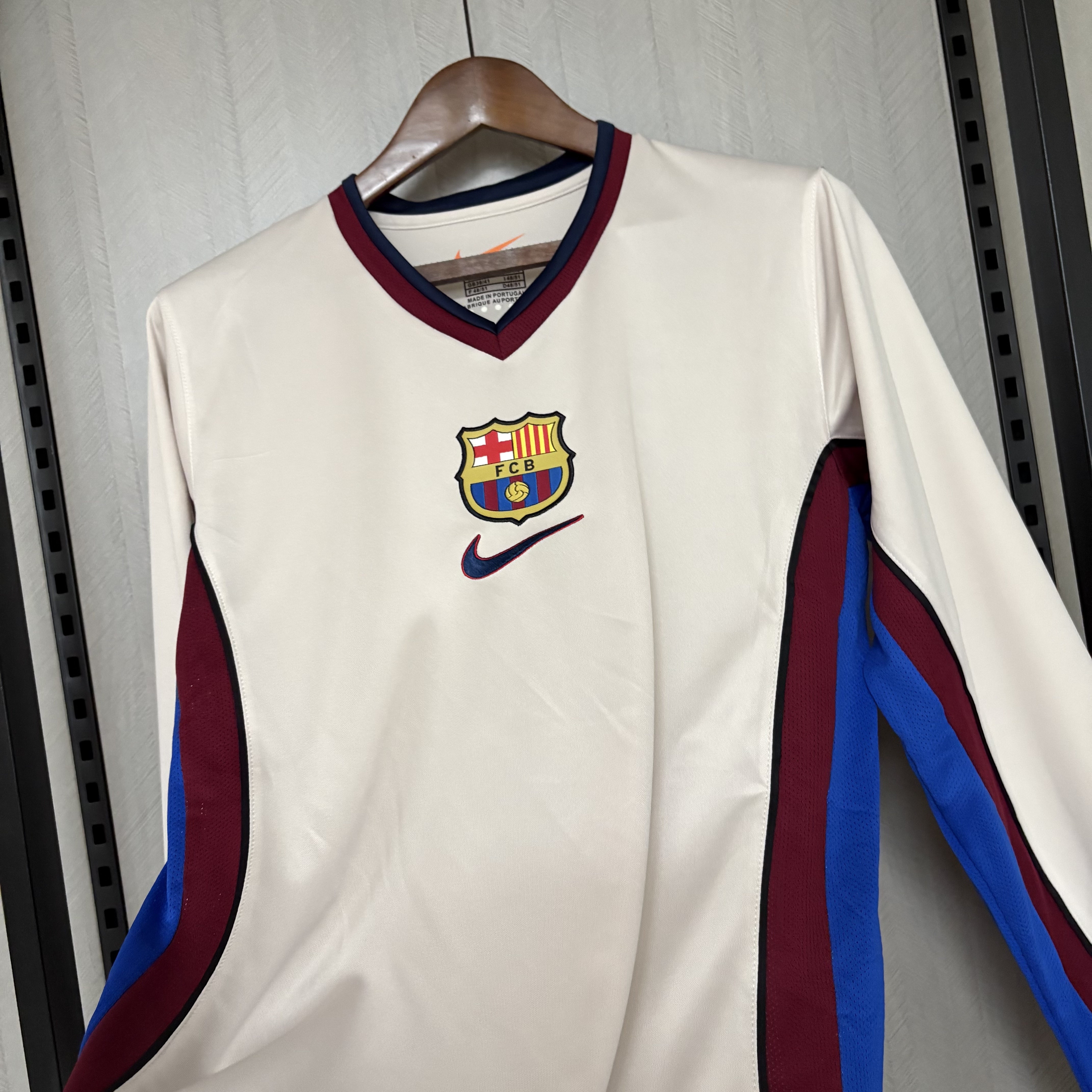 Barcelona 1998/99 Men's Retro Long Sleeve Away Jersey