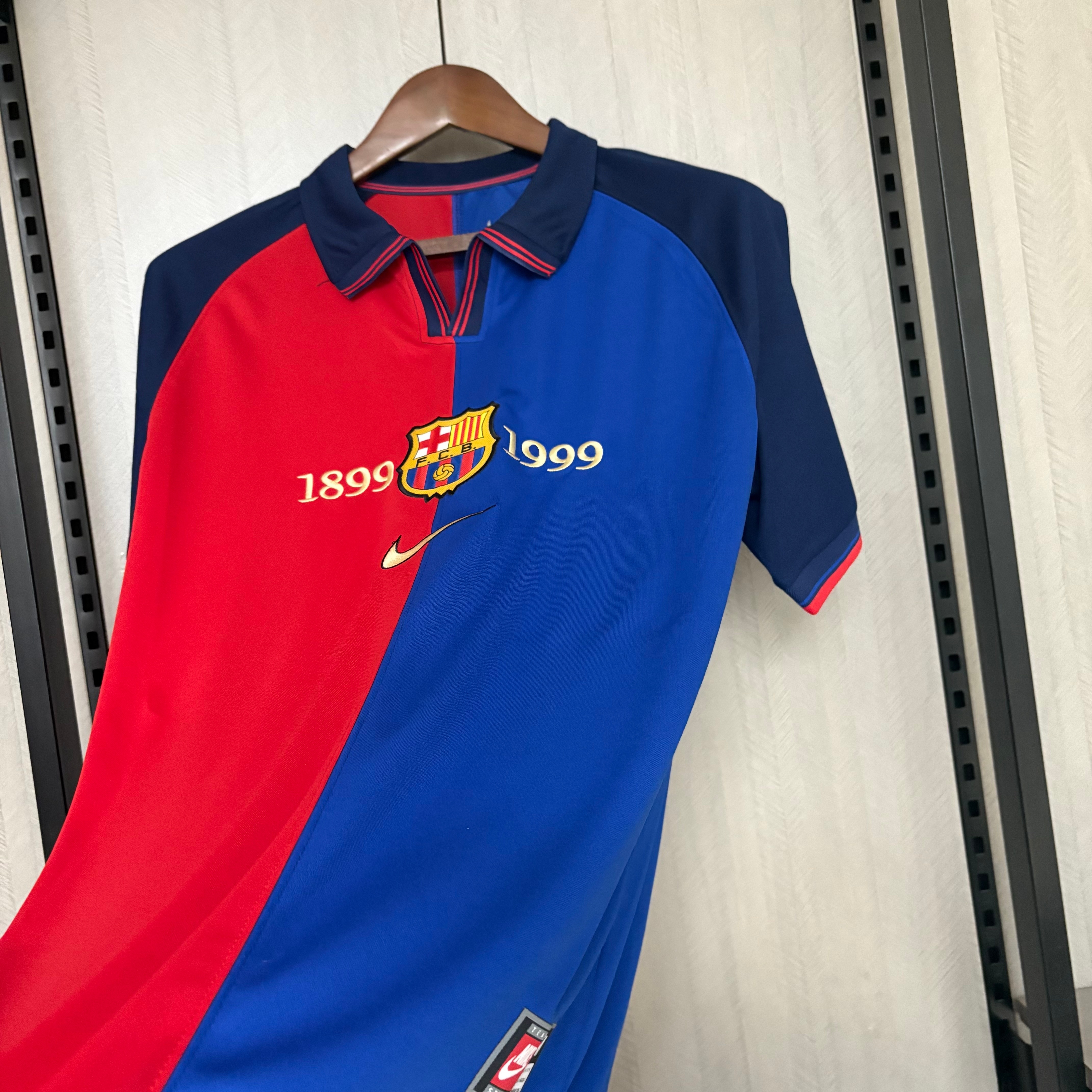 Barcelona 1999/00 Men's Retro 100th Anniversary Home Jersey