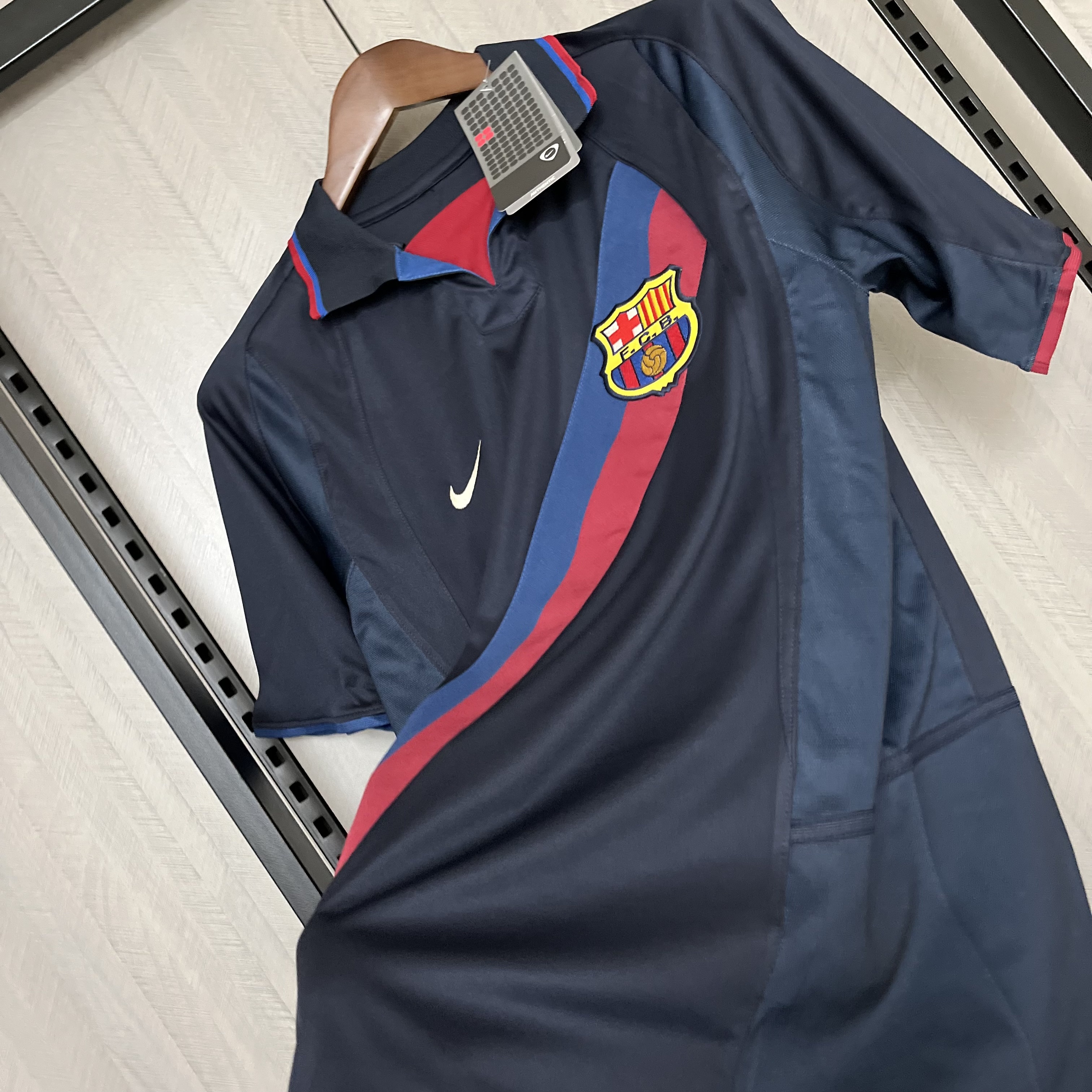 Barcelona 2002/03 Men's Retro Third Jersey