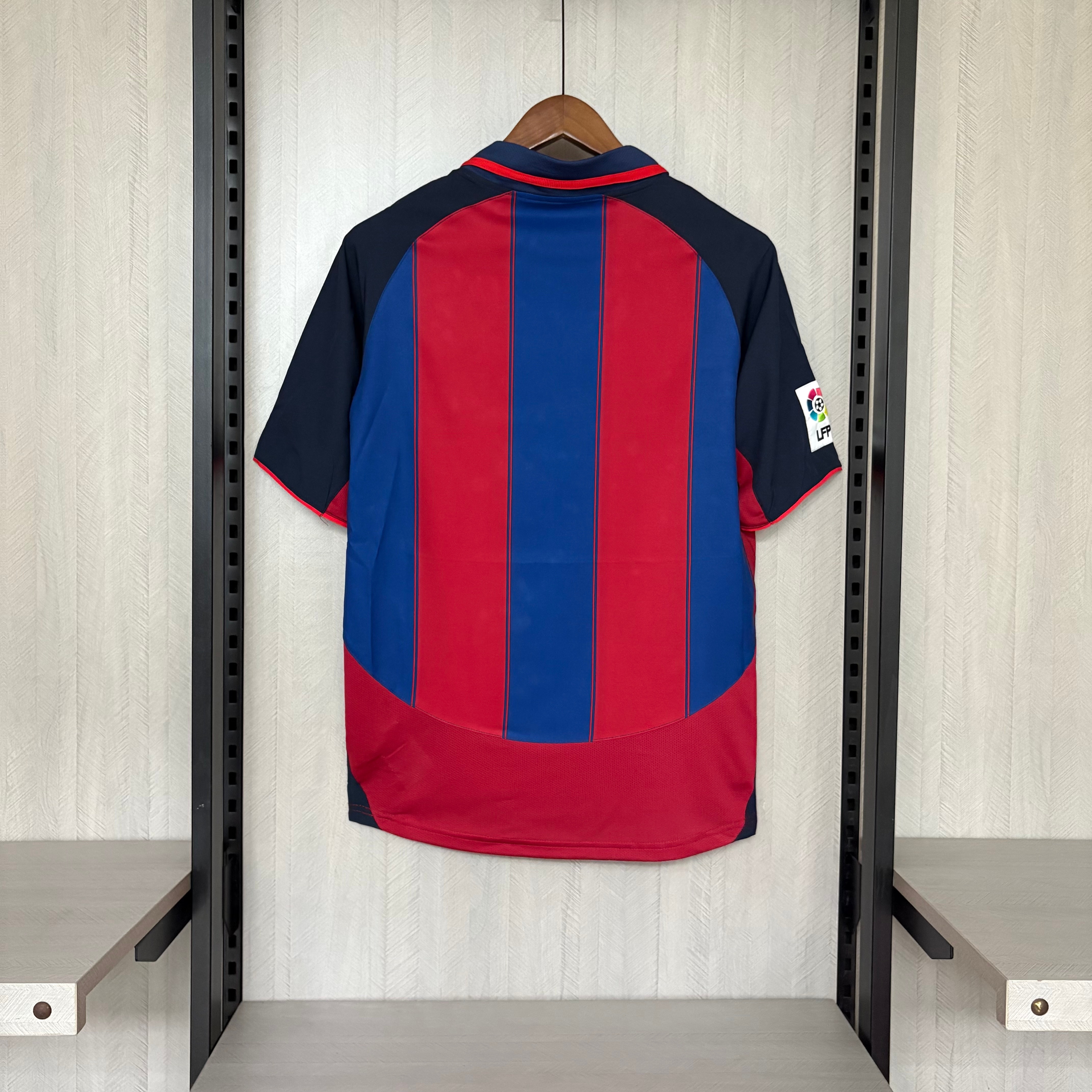 Barcelona 2003/04 Men's Retro Home Jersey