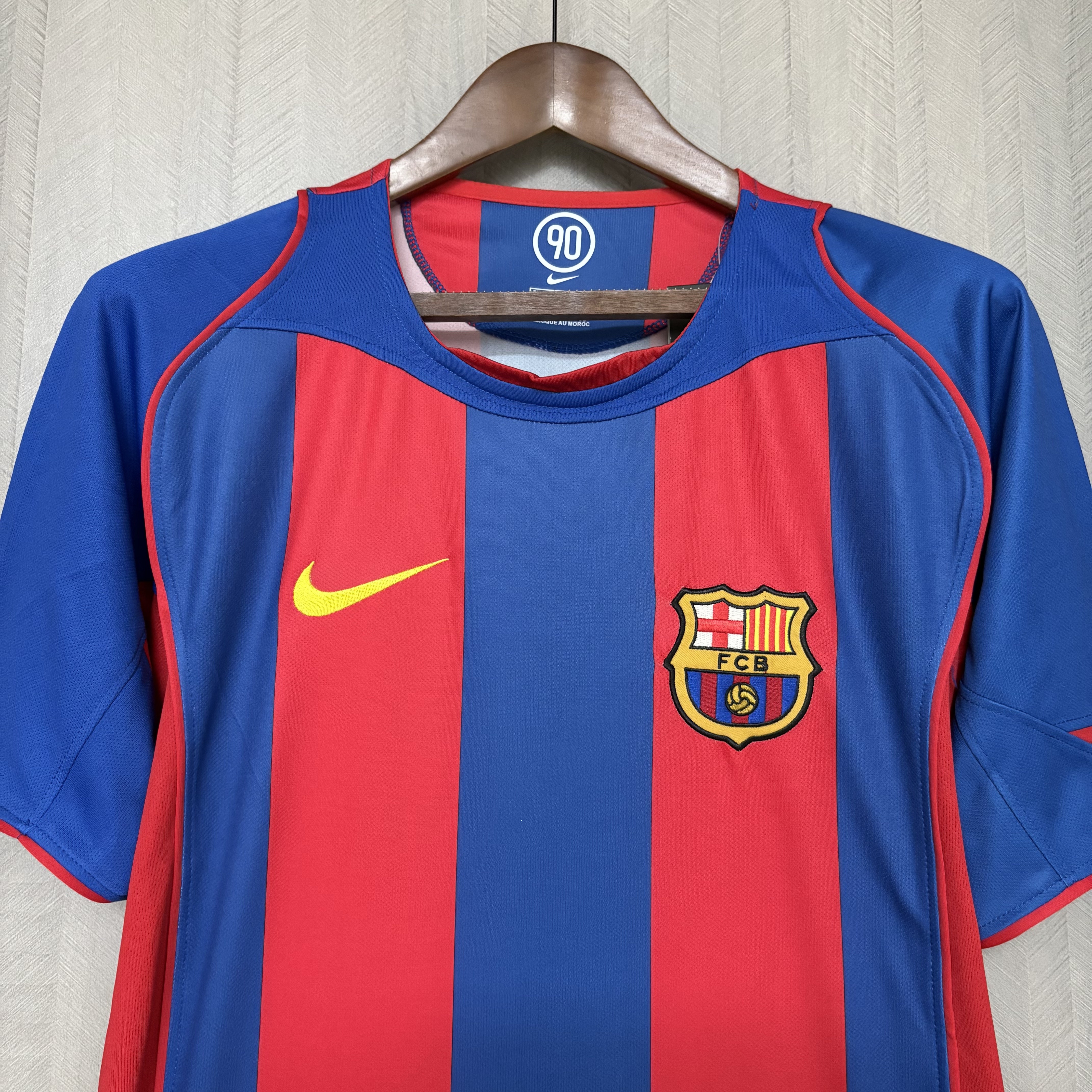 Barcelona 2004/05 Men's Retro Home Jersey