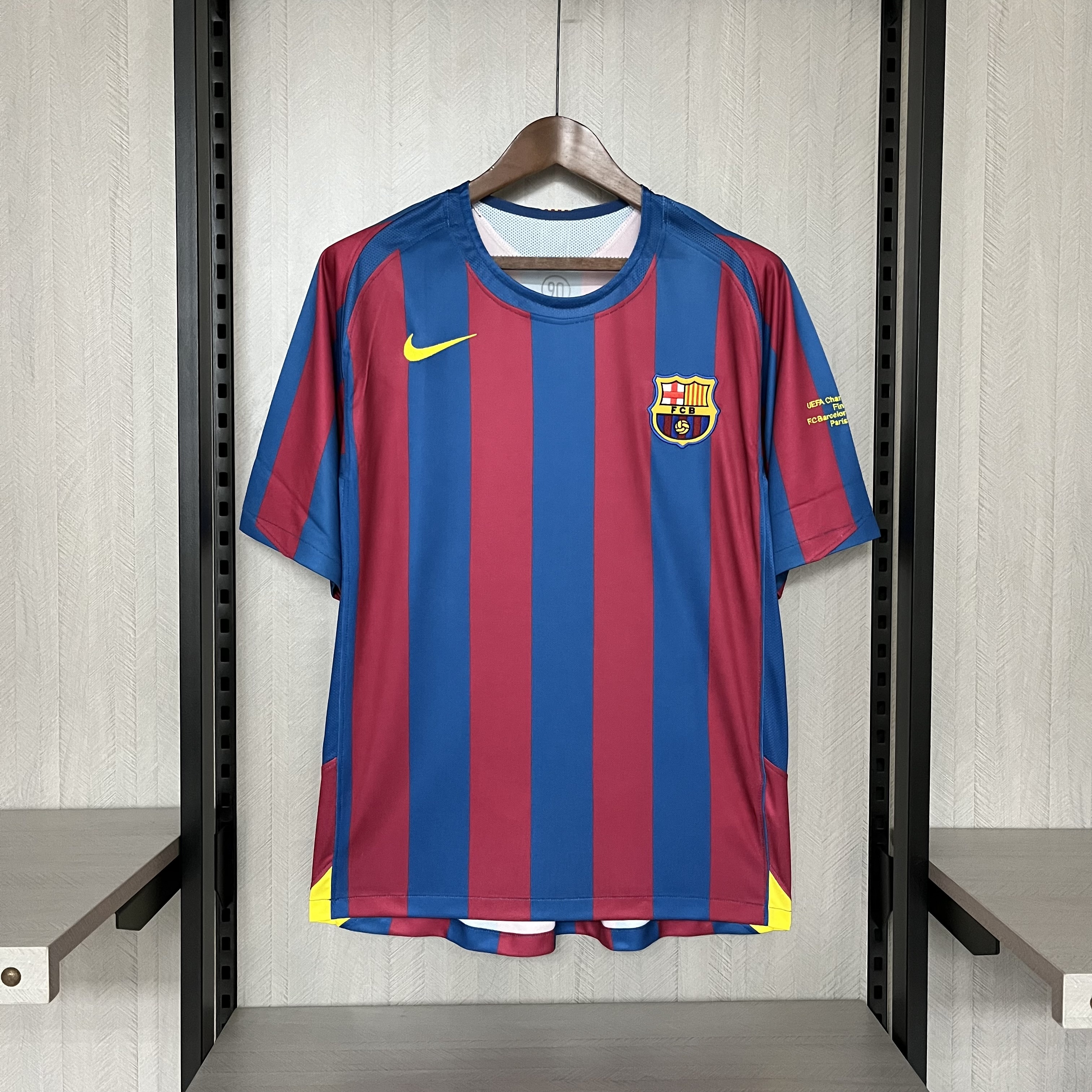 Barcelona 2005/06 Men's Retro Champions League Edition Jersey
