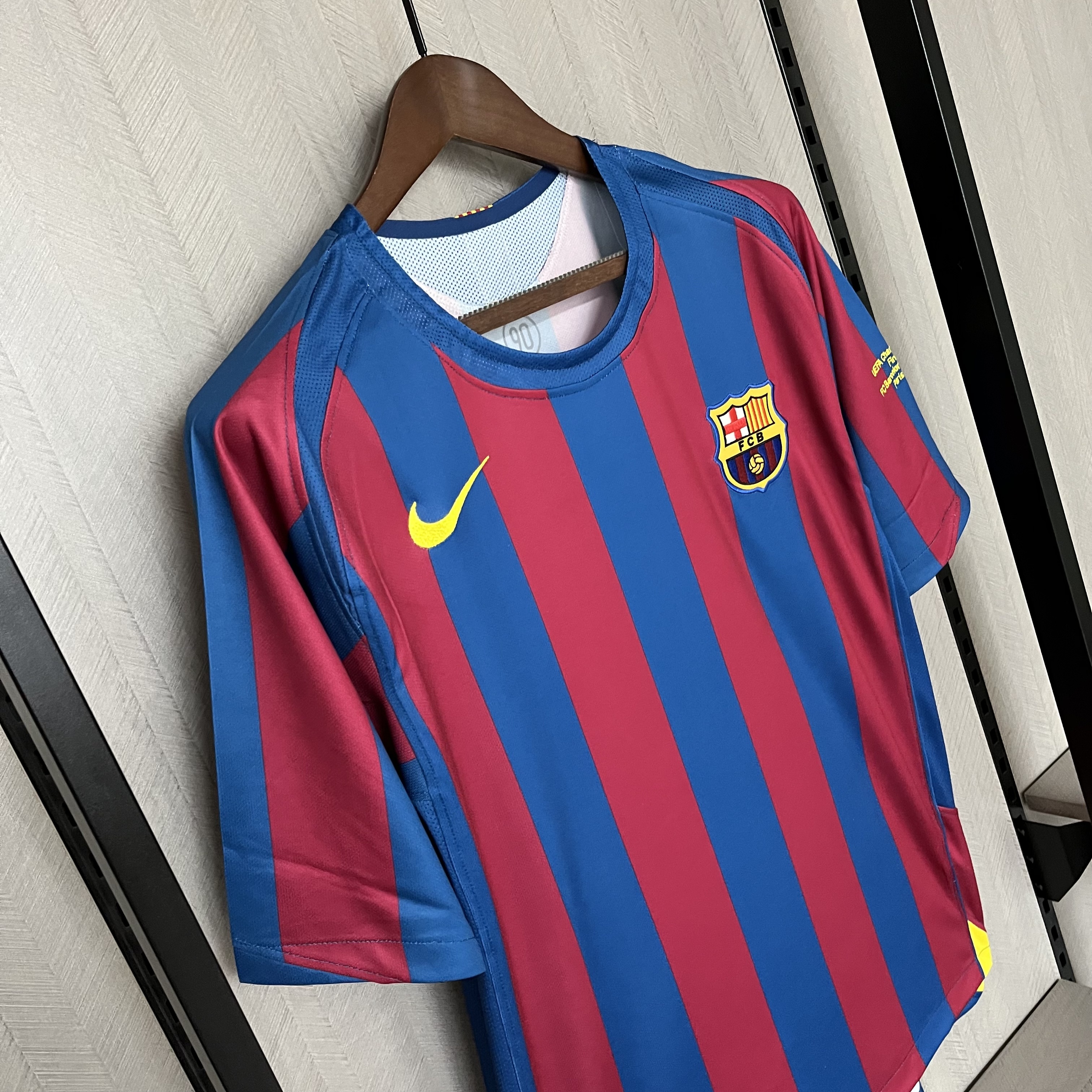 Barcelona 2005/06 Men's Retro Champions League Edition Jersey