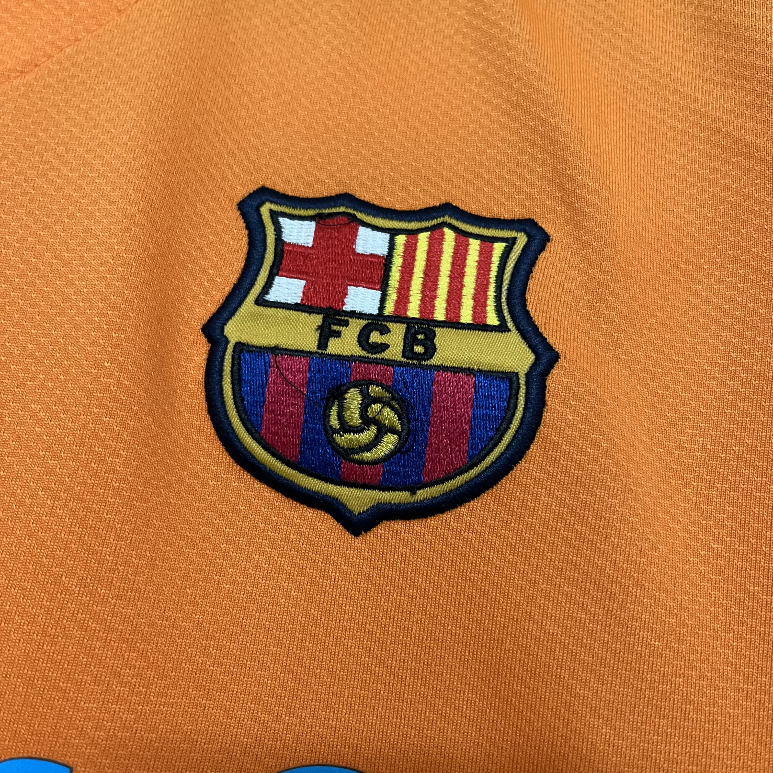 Barcelona 2006/07 Men's Retro Away Jersey