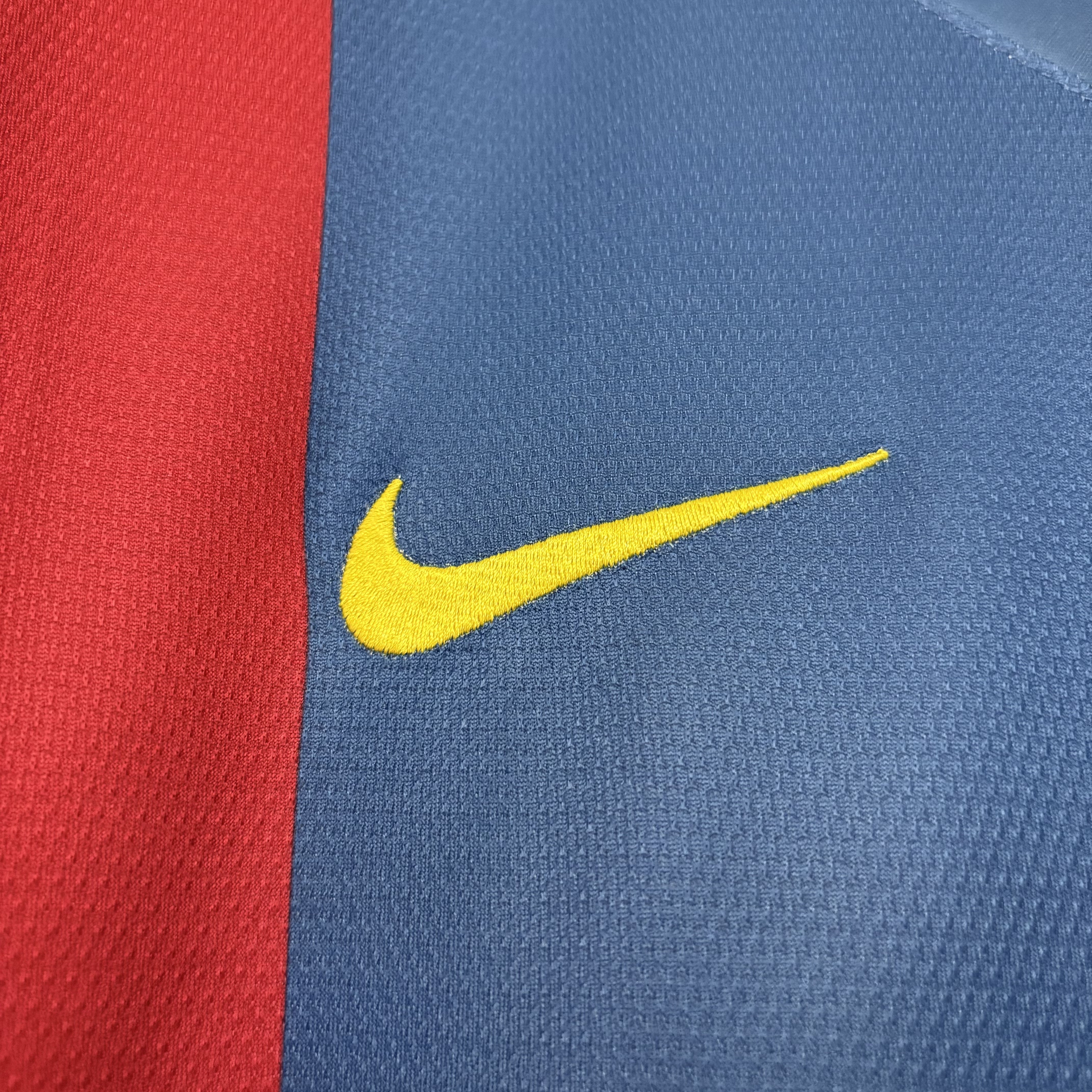 Barcelona 2006/07 Men's Retro Home Jersey