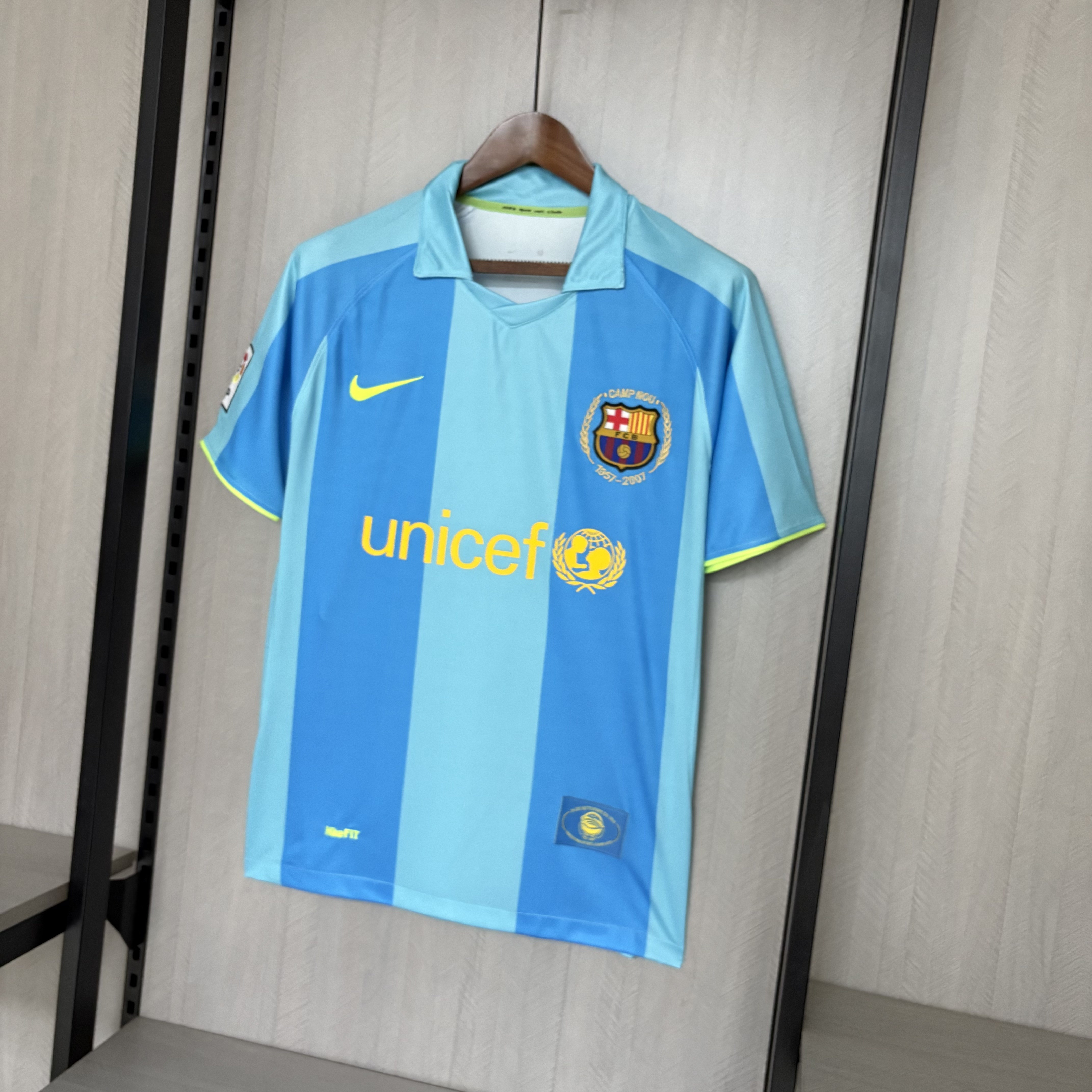 Barcelona 2007/08 Men's Retro Away Jersey