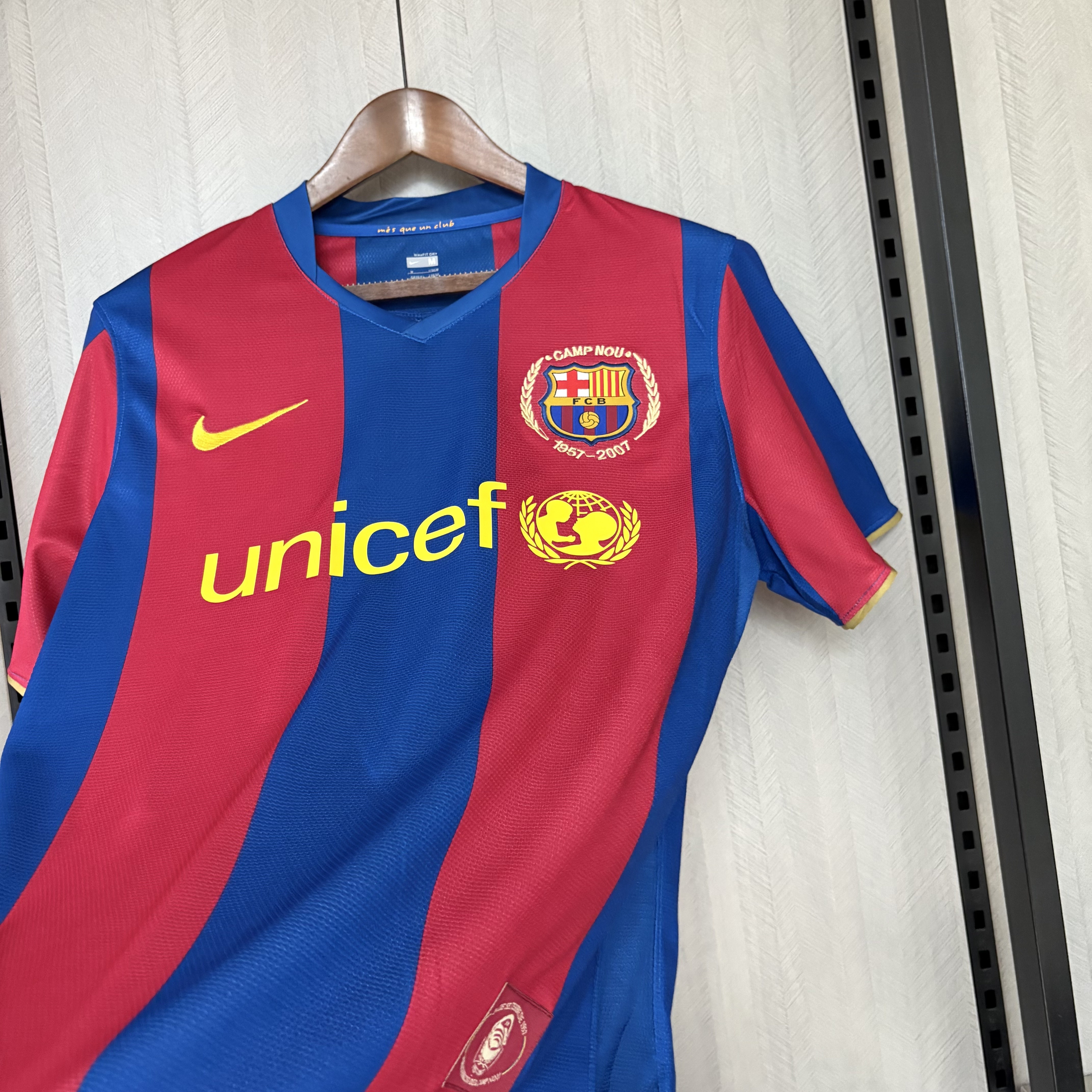 Barcelona 2007/08 Men's Retro Home Jersey