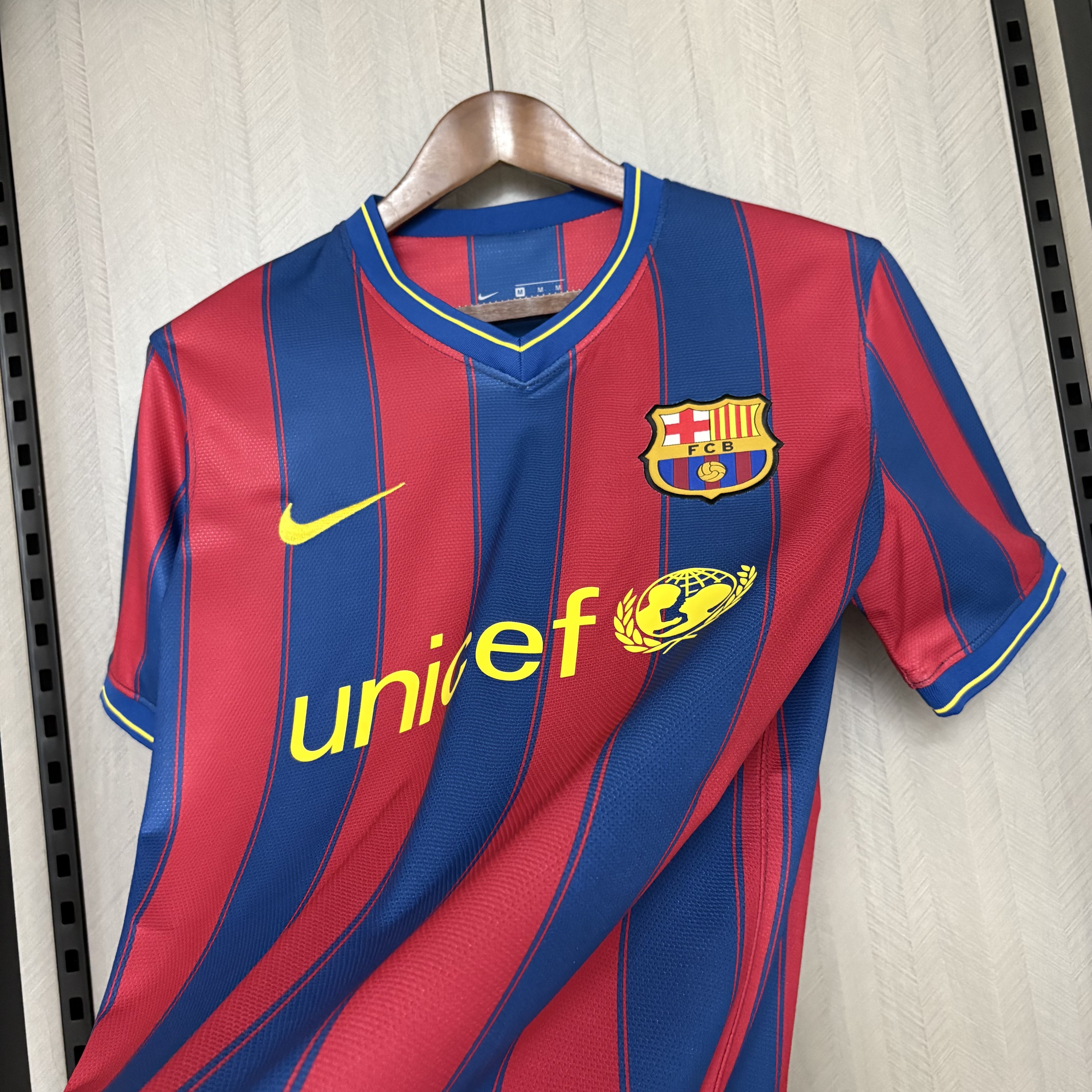 Barcelona 2009/10 Men's Retro Home Jersey