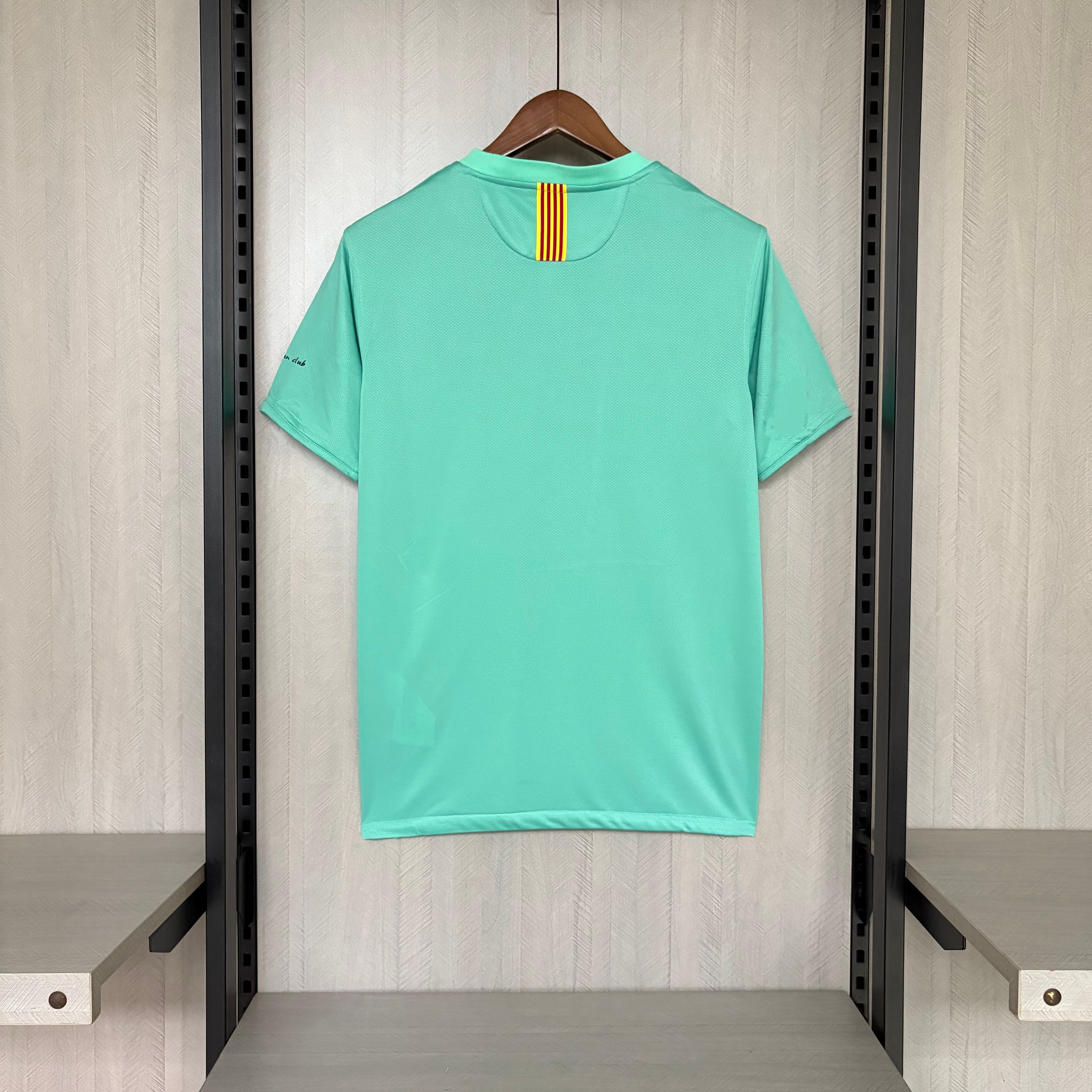 Barcelona 2010/11 Men's Retro Away Design 2 Jersey