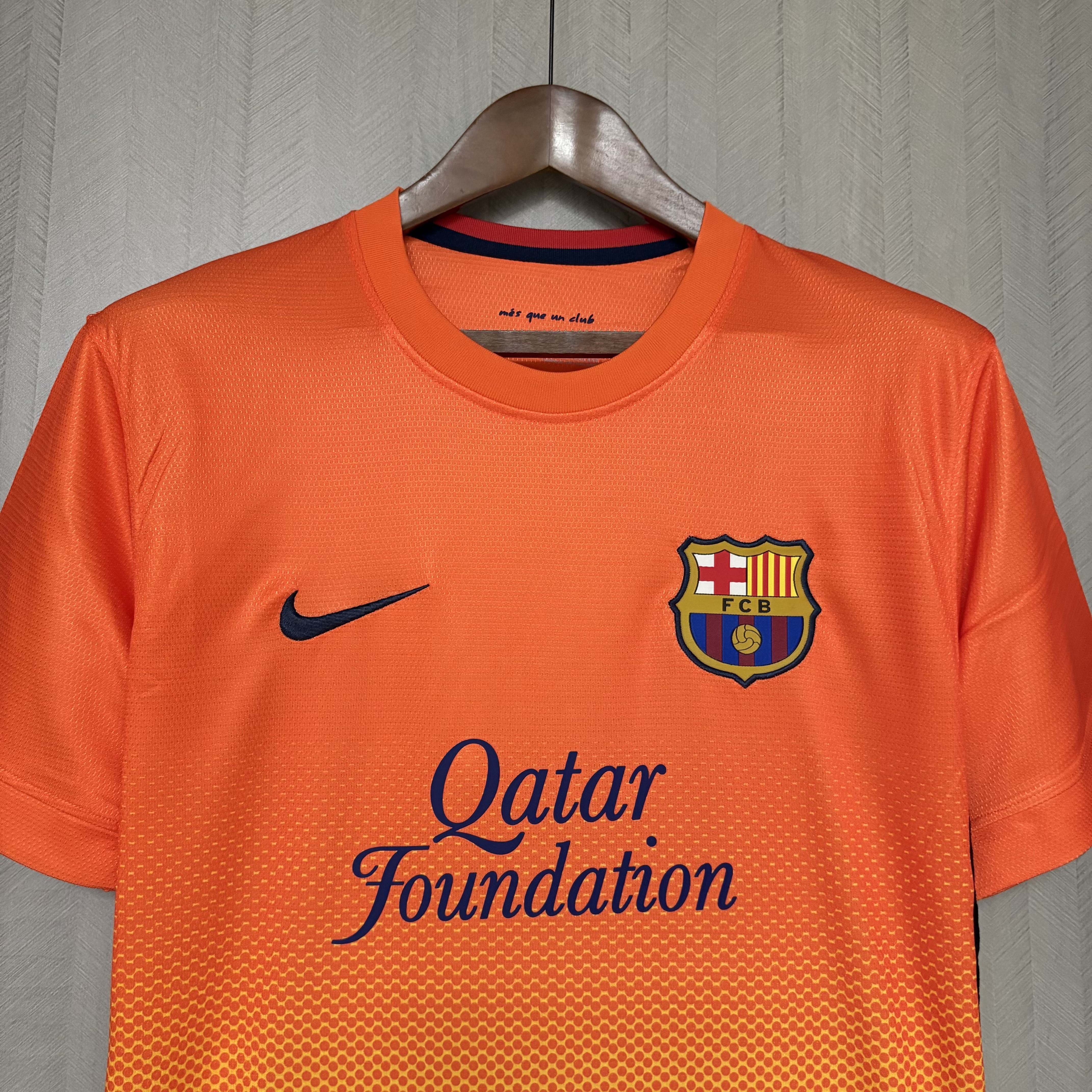 Barcelona 2012/13 Men's Retro Away Kit
