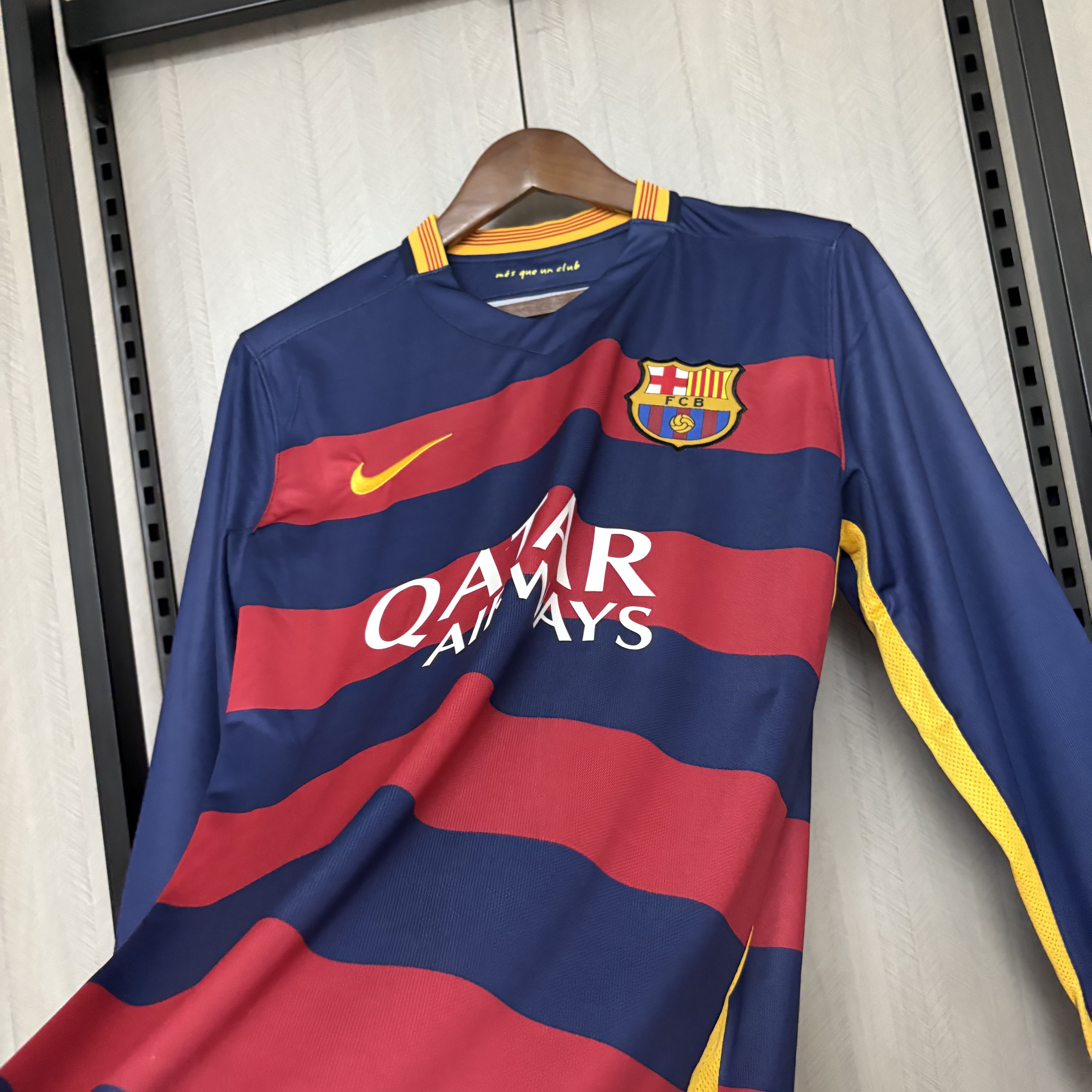 Barcelona 2015/16 Men's Retro Long Sleeve Home Jersey