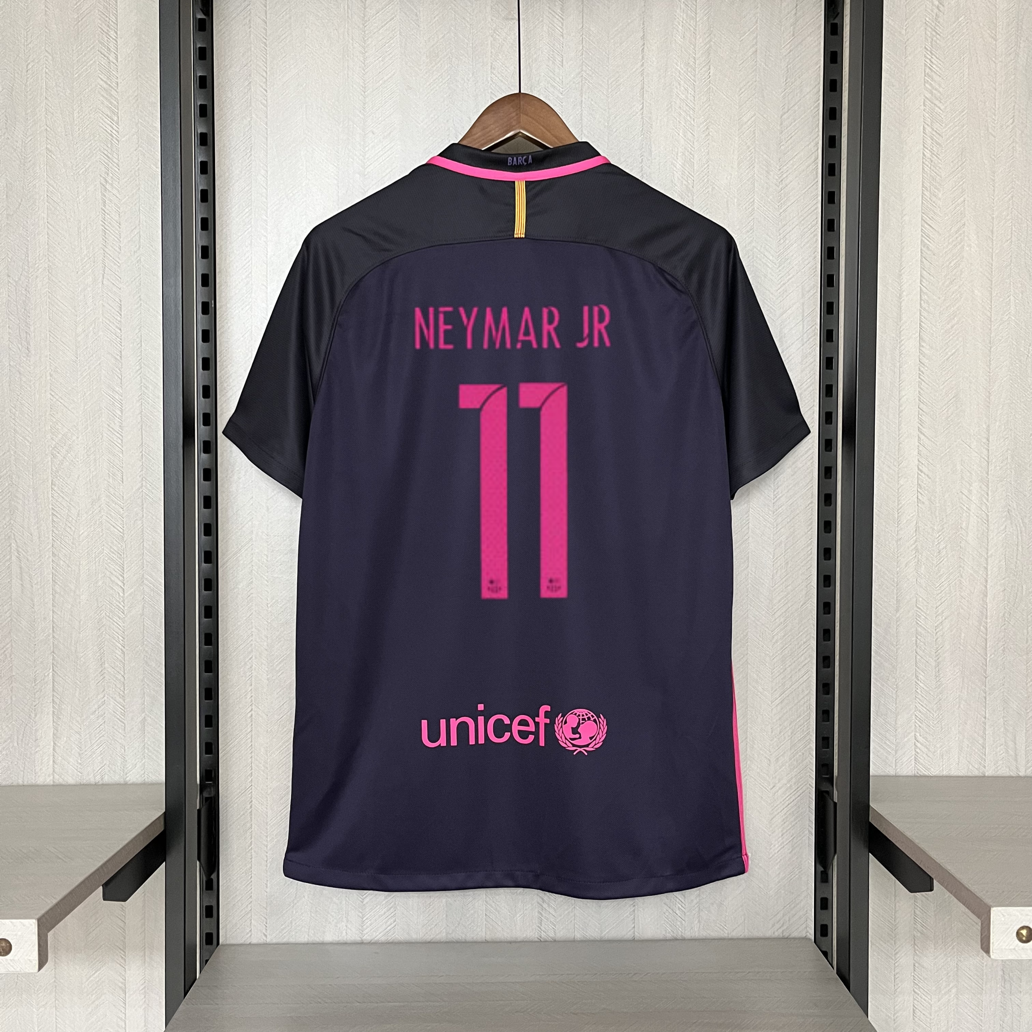 Barcelona 2016/17 Men's Retro Away Jersey