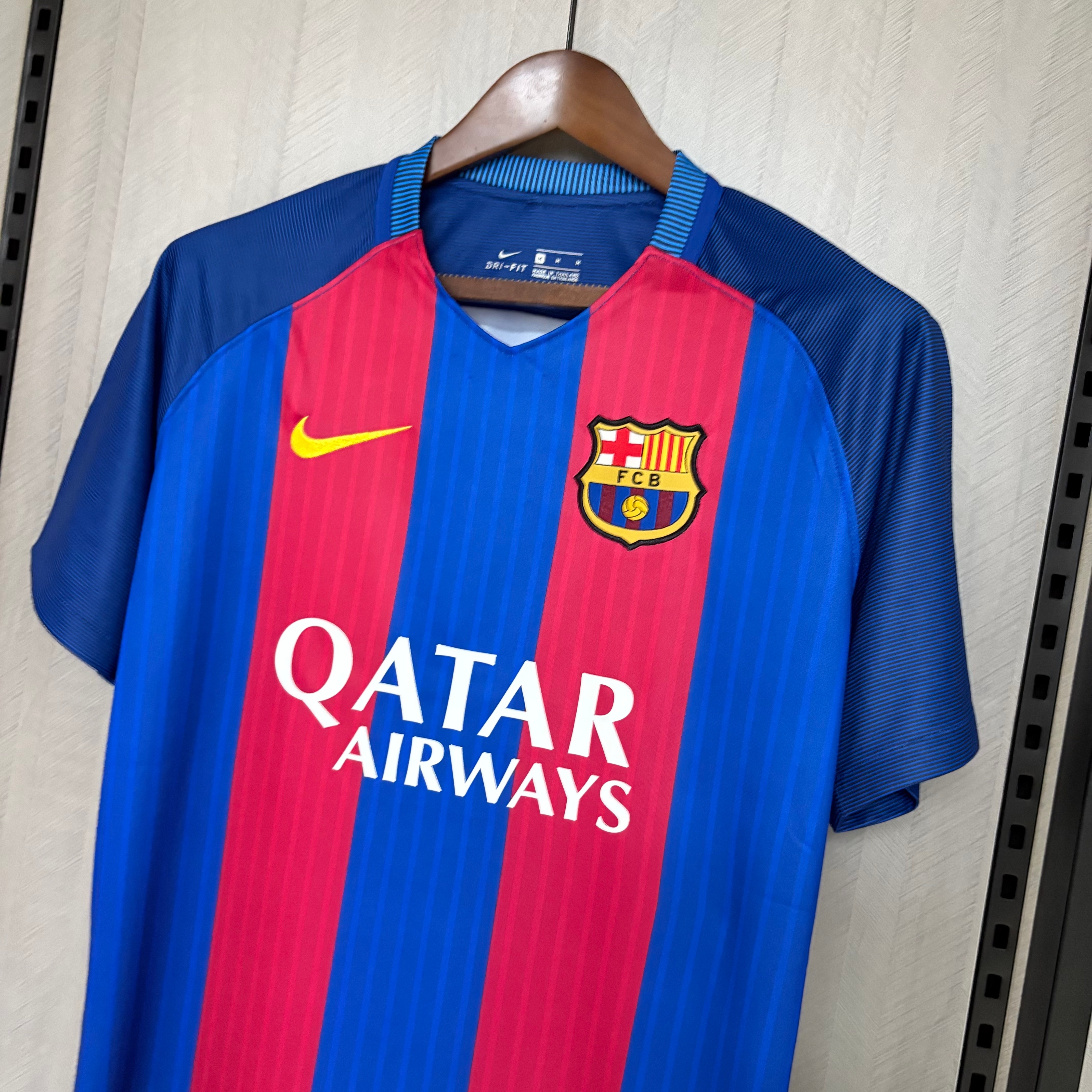 Barcelona 2016/17 Men's Retro Home Jersey