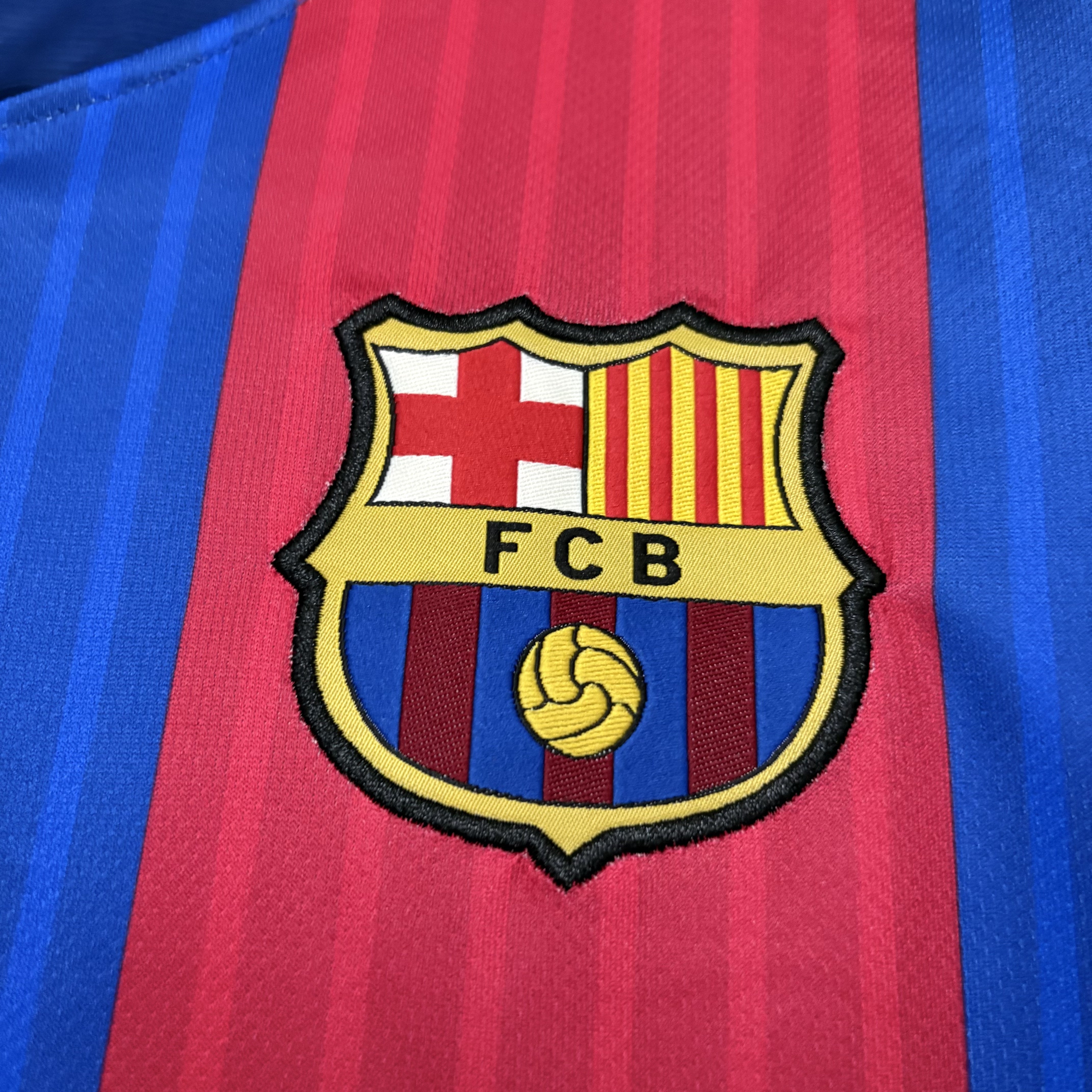 Barcelona 2016/17 Men's Retro Long Sleeve Home Jersey