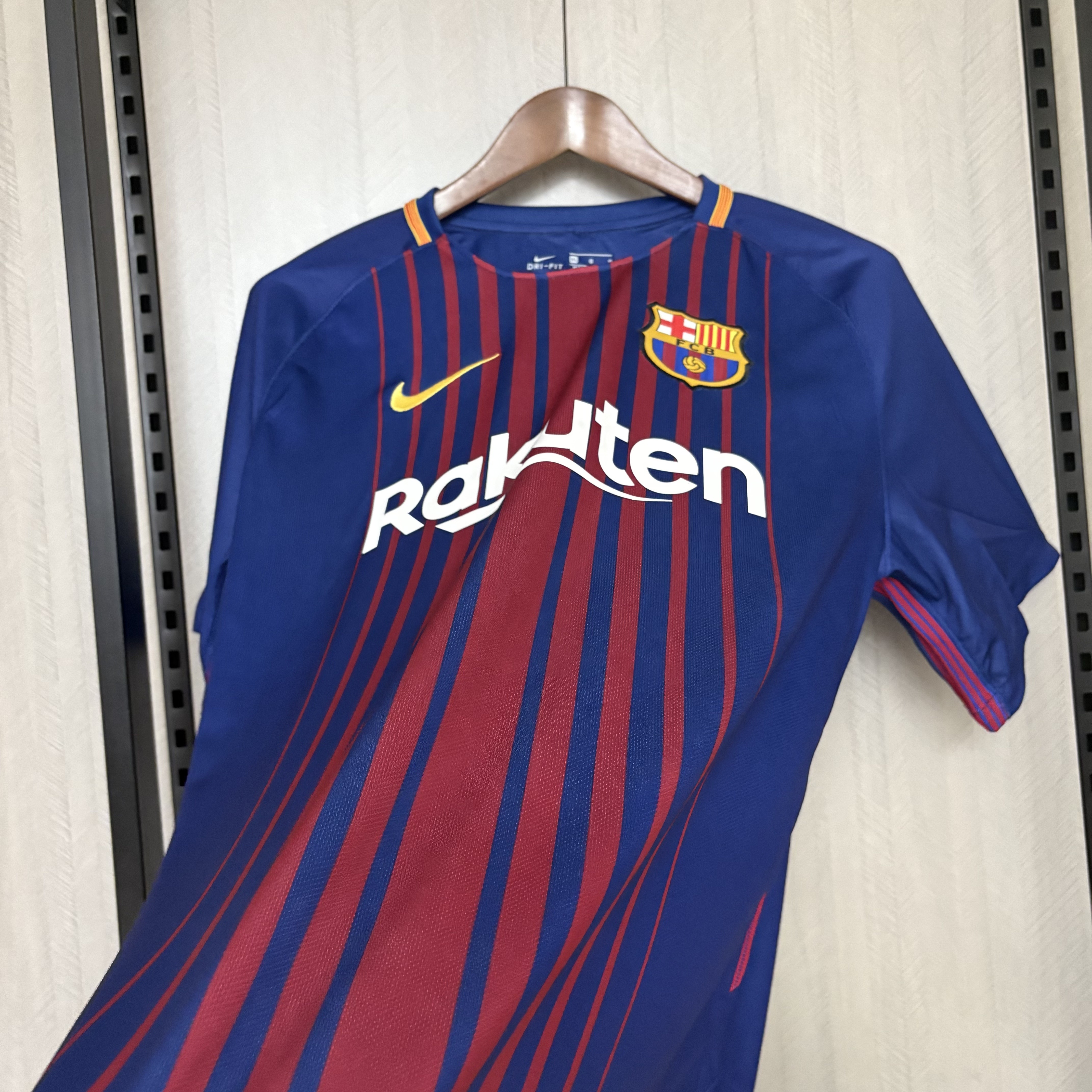 Barcelona 2017/18 Men's Retro Home Jersey