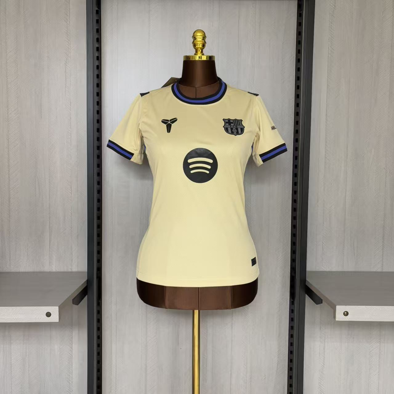 Barcelona 2025/26 Women's Away Jersey