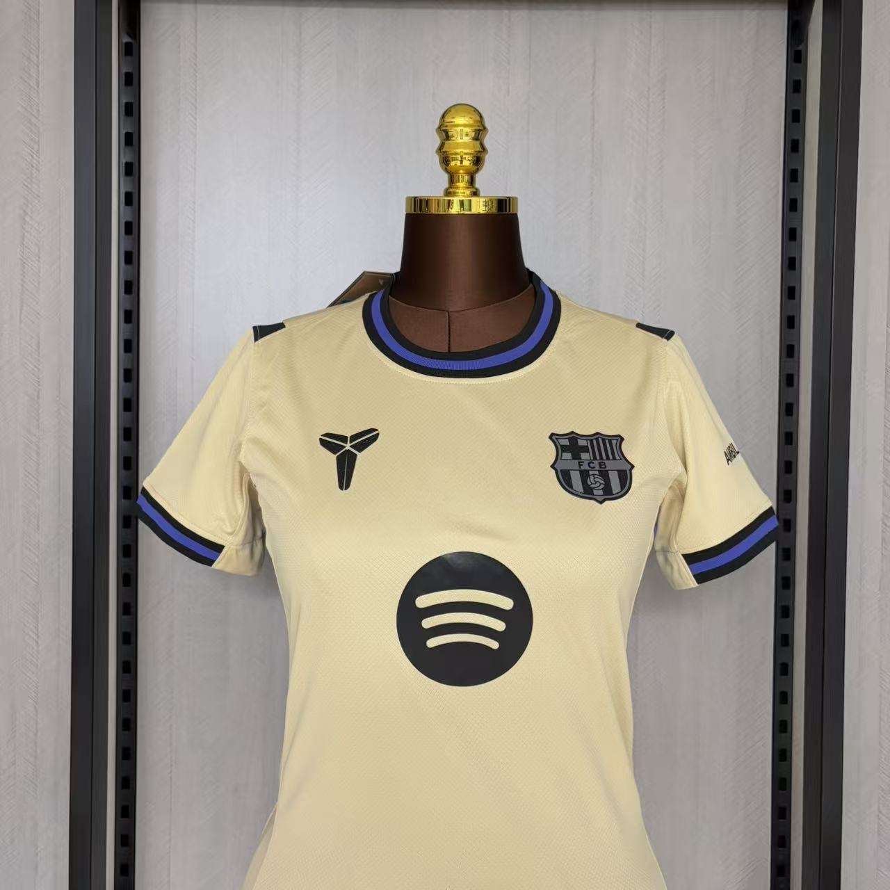 Barcelona 2025/26 Women's Away Jersey