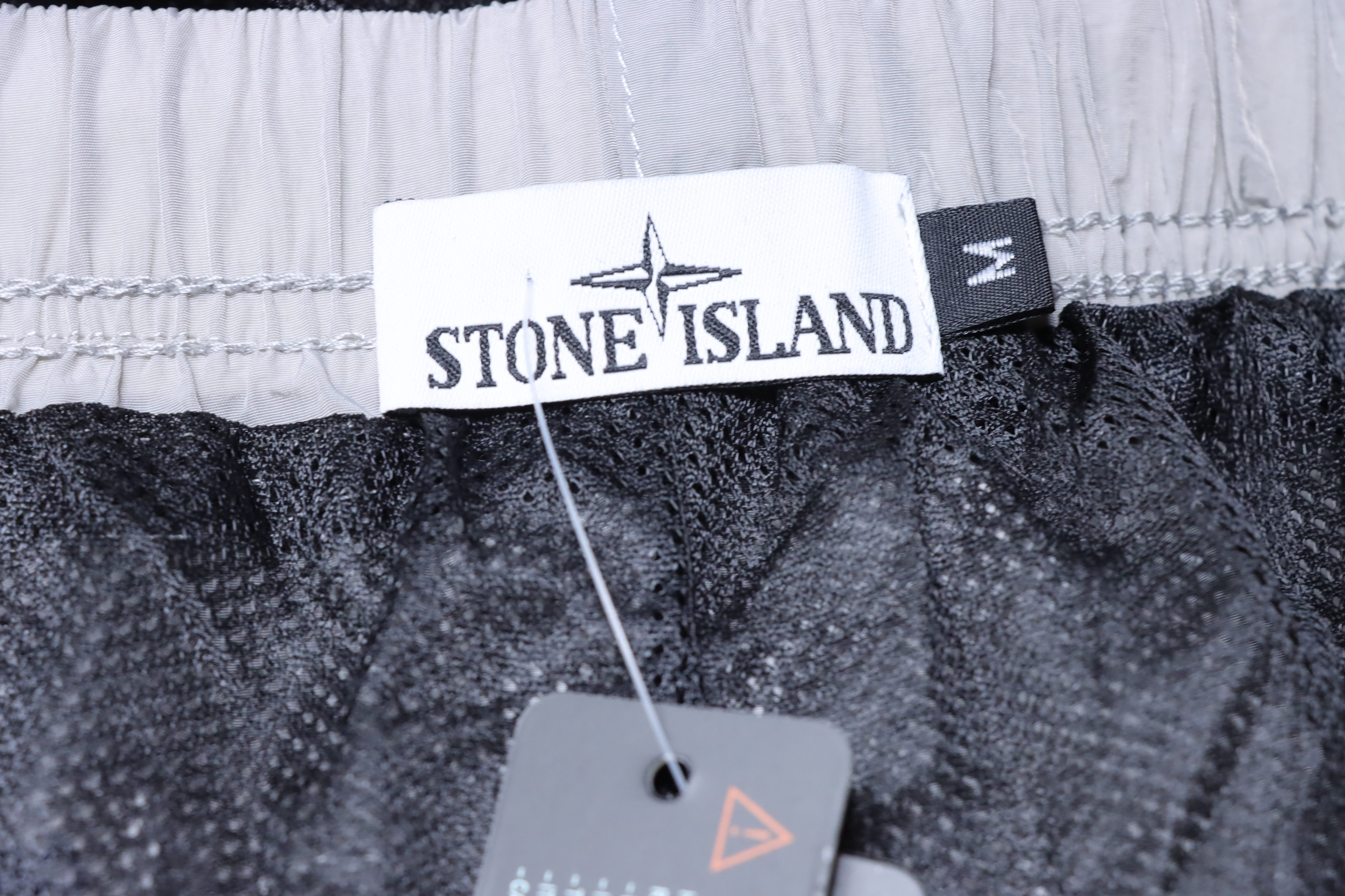 Stone Island Classic Badge Cargo Shorts Light Gray