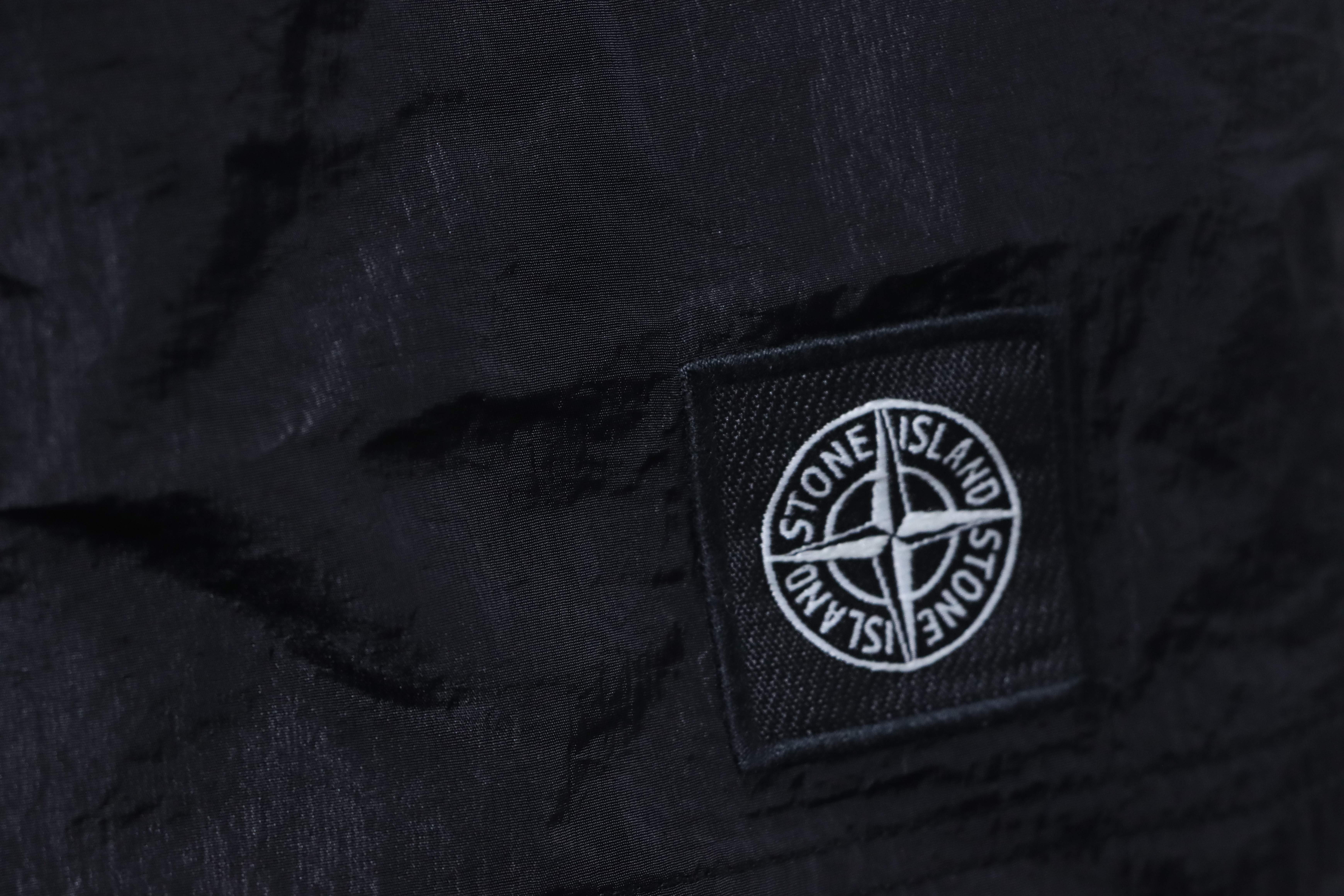 Stone Island Woven Badge Shorts Black