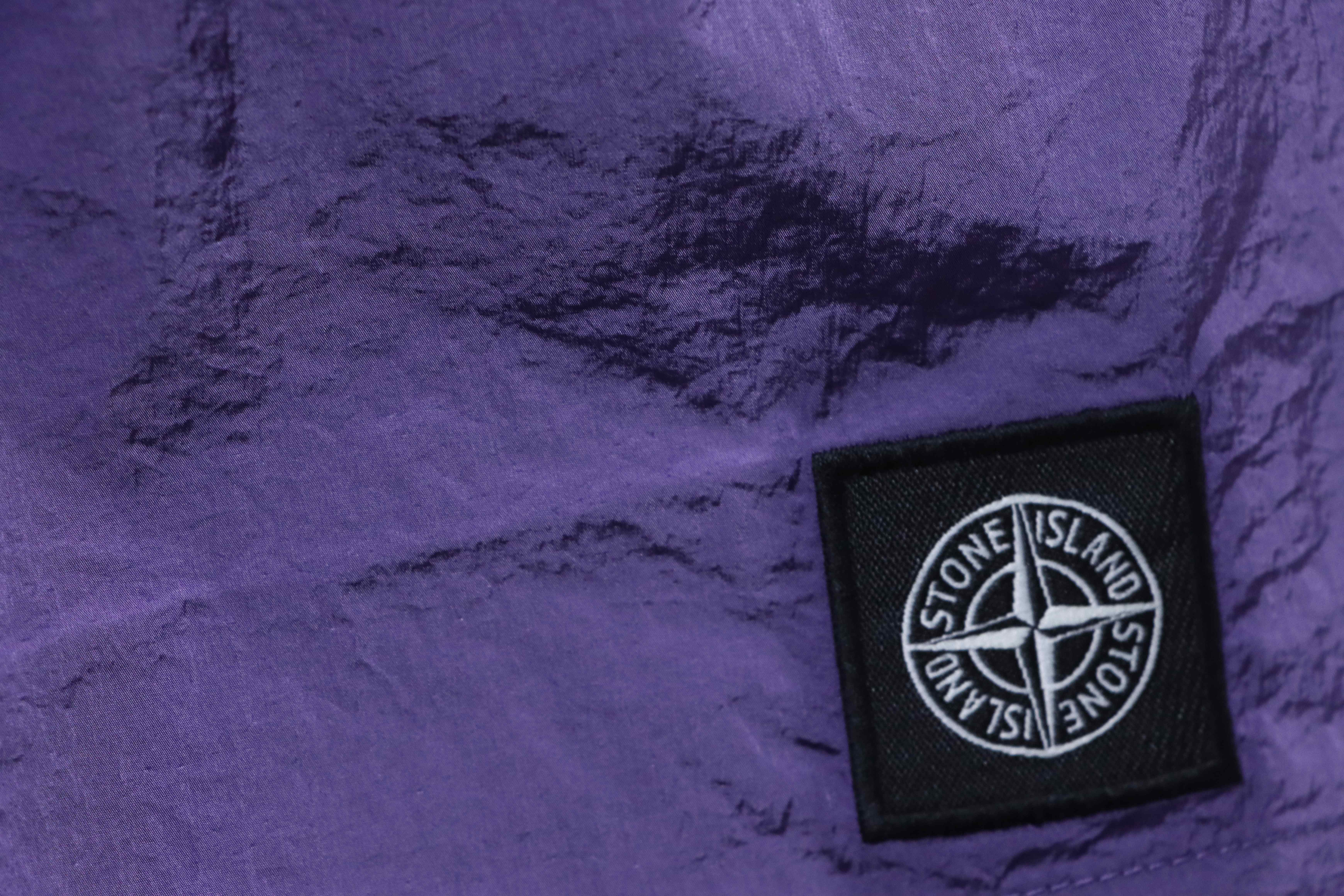 Stone Island Woven Badge Shorts Purple