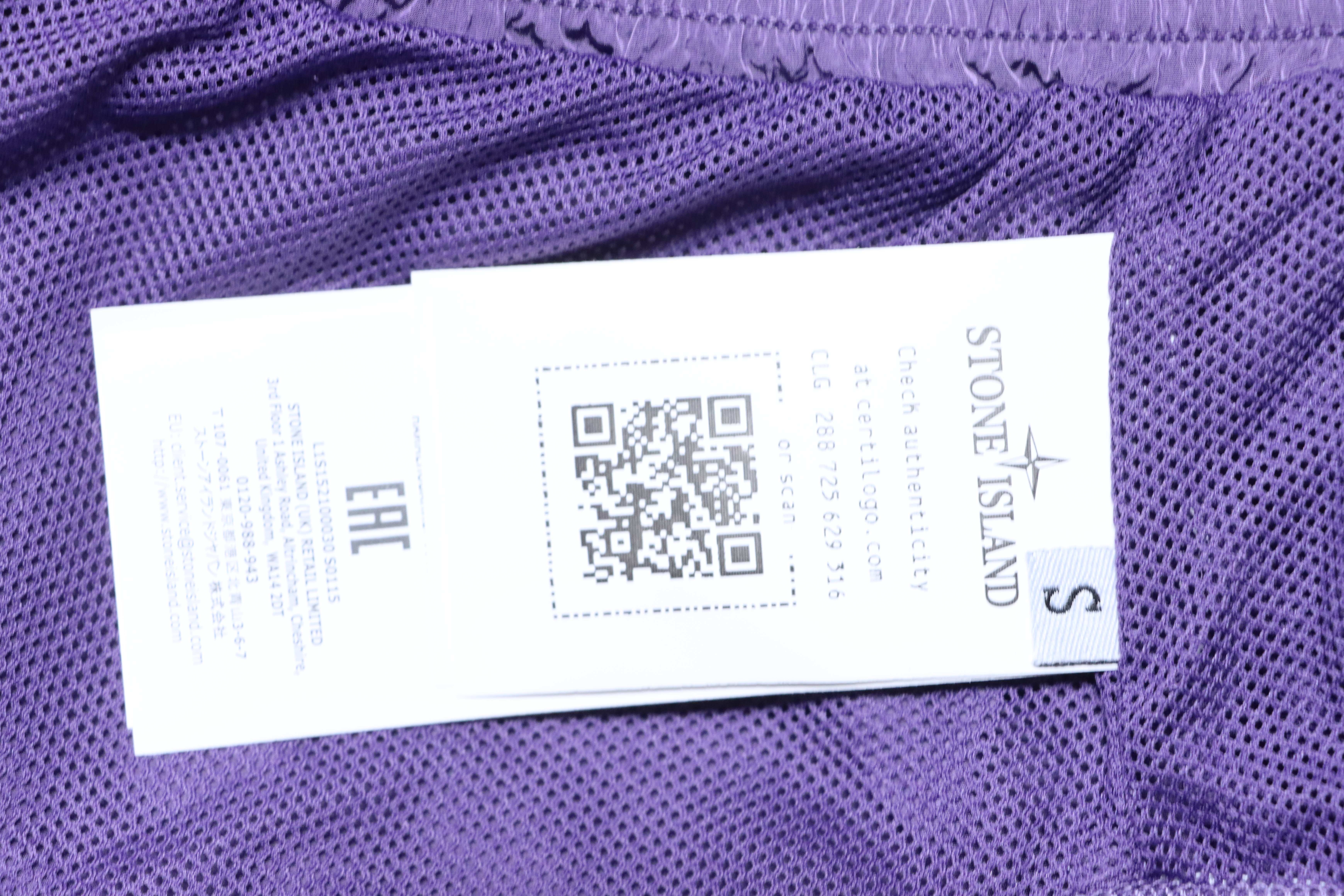 Stone Island Woven Badge Shorts Purple