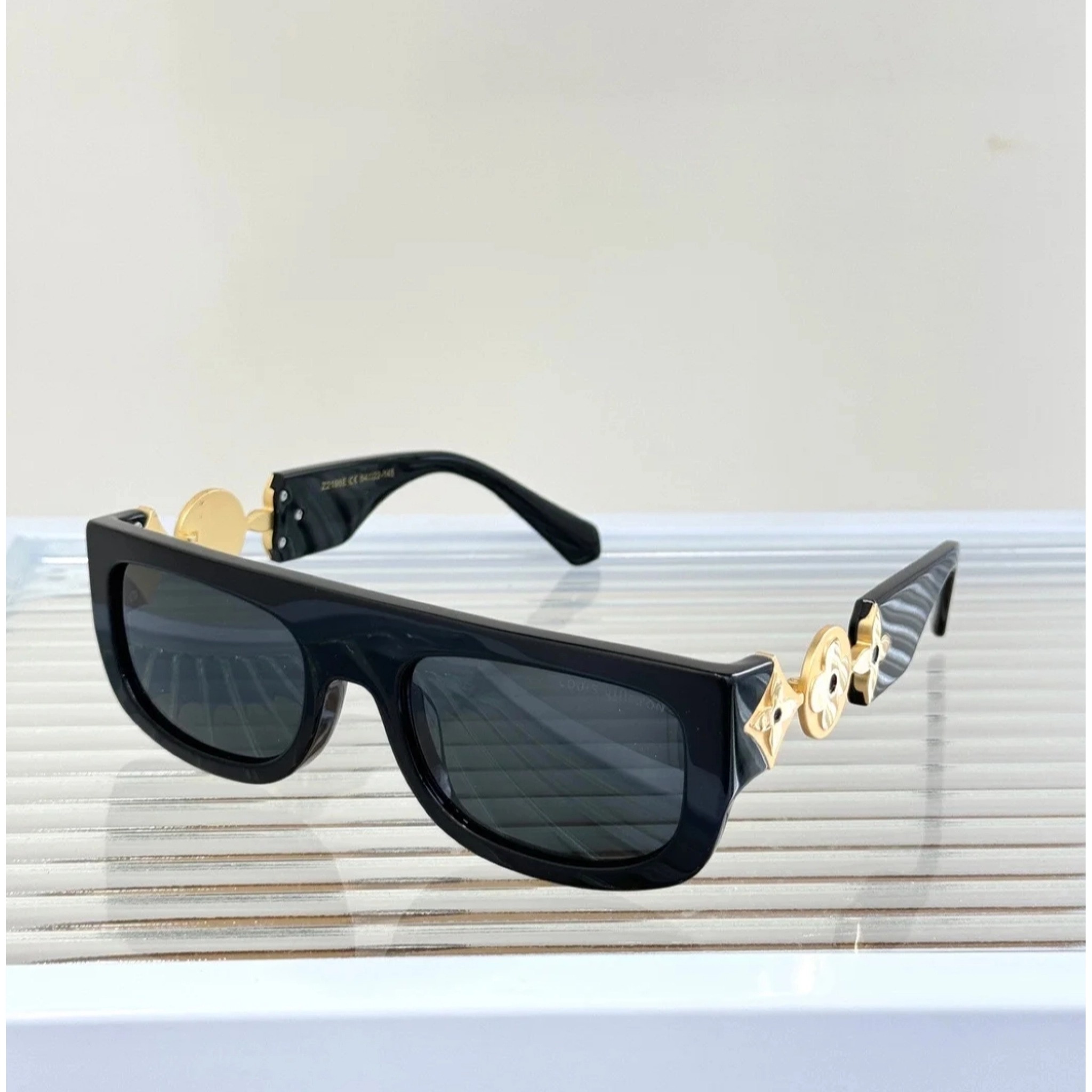 Louis Vuitton by Tyler, the Creator Monogram Tribute Sunglasses Silver Black