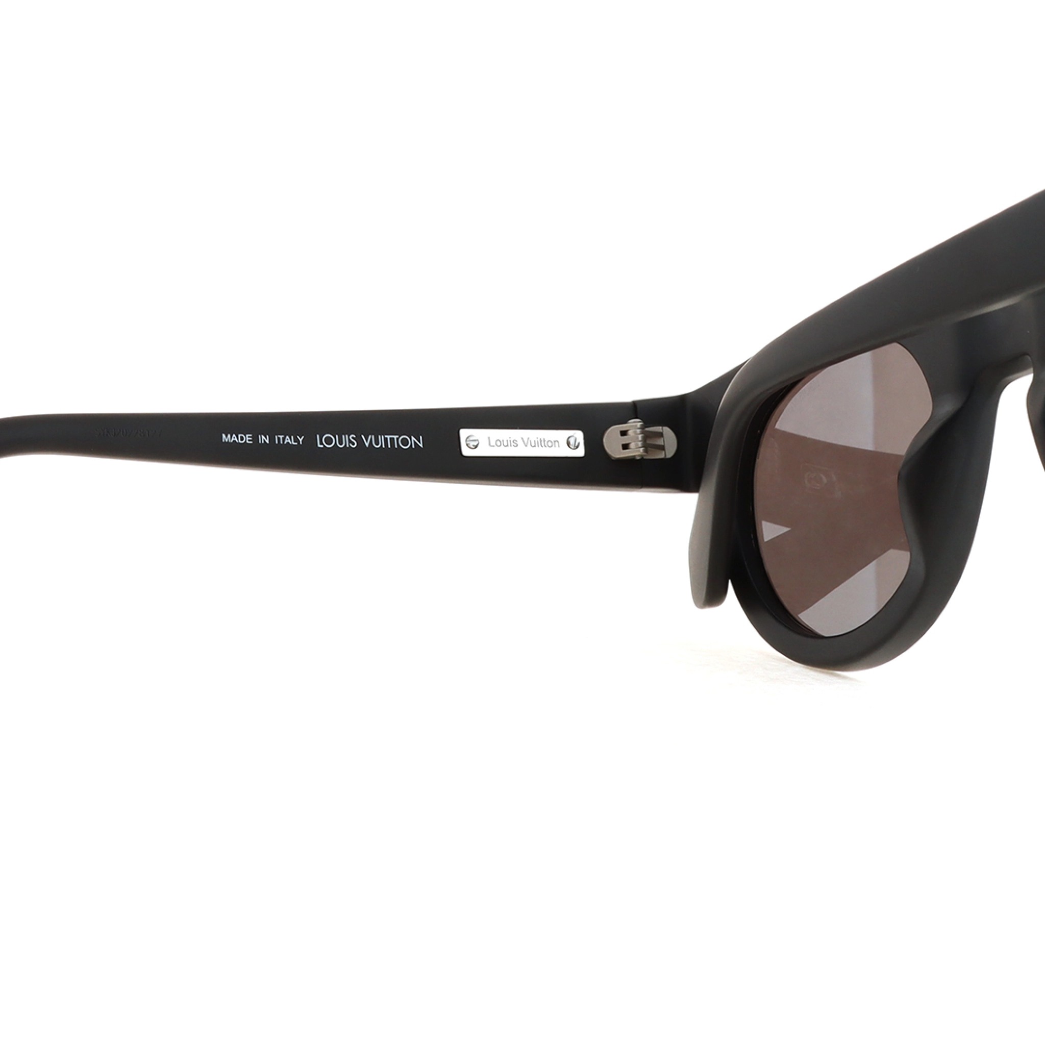 Louis Vuitton Legacy Round Sunglasses Silver Black
