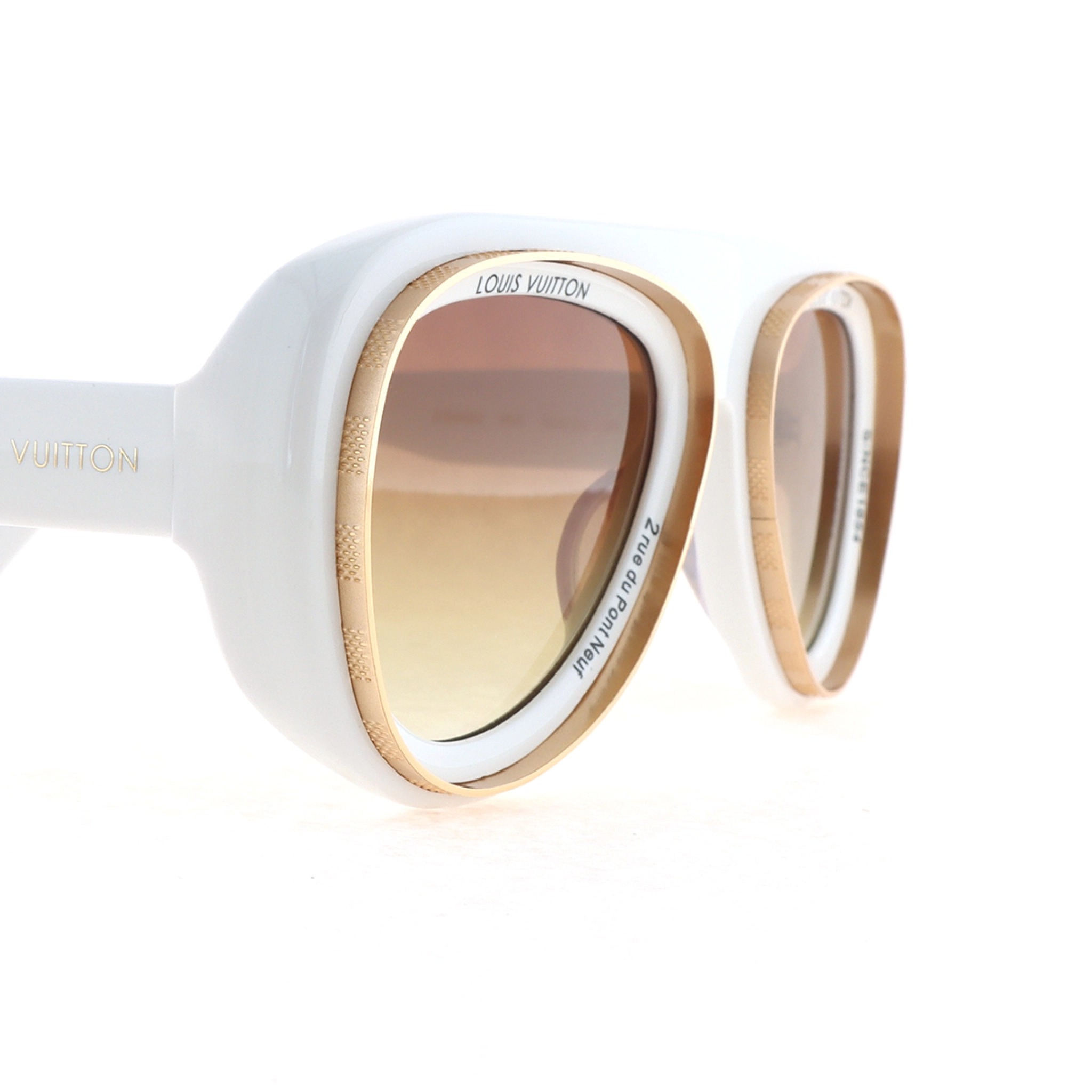 Louis Vuitton Super Vision Pilot Sunglasses S00 White