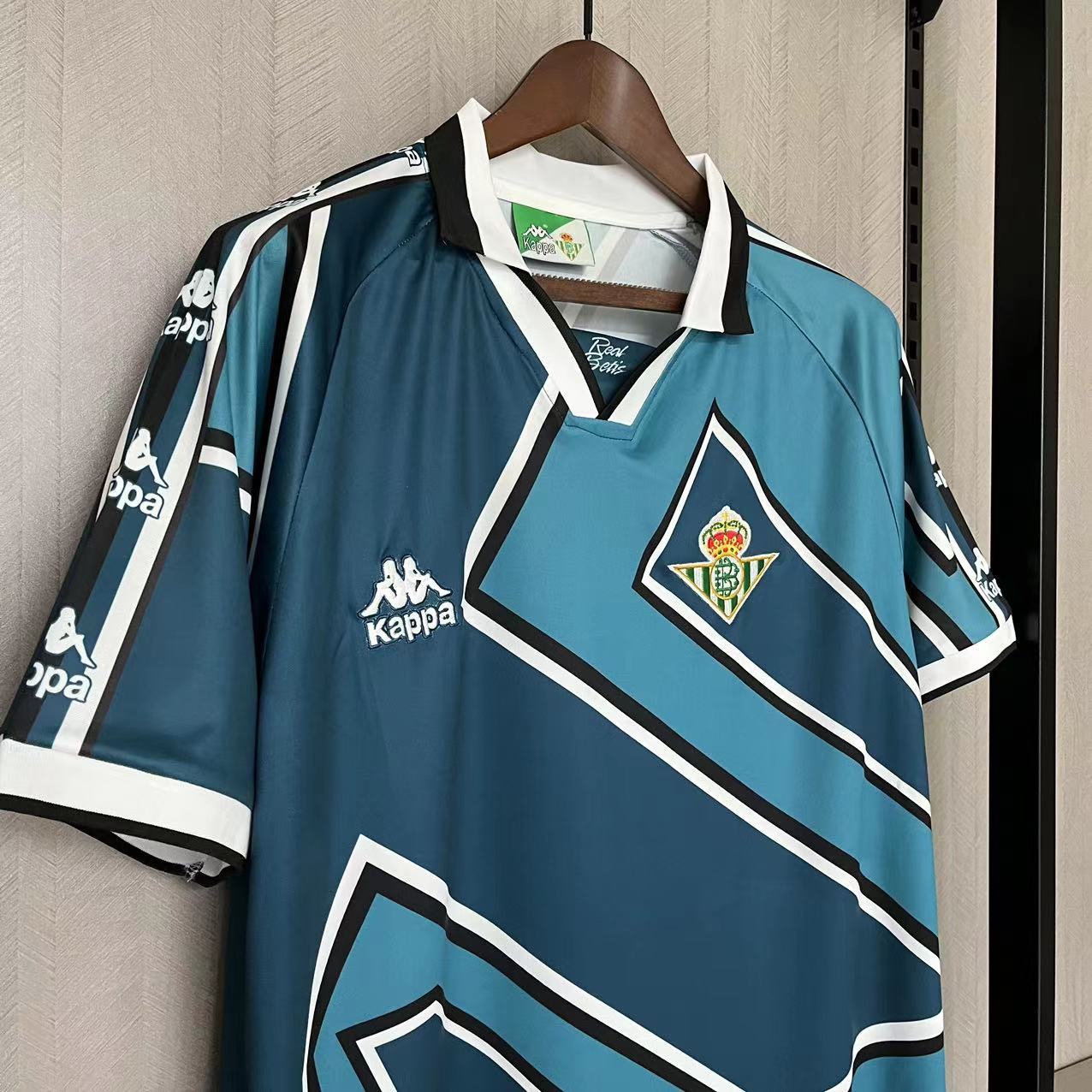 Real Betis 1995/97 Men's Retro Away Jersey