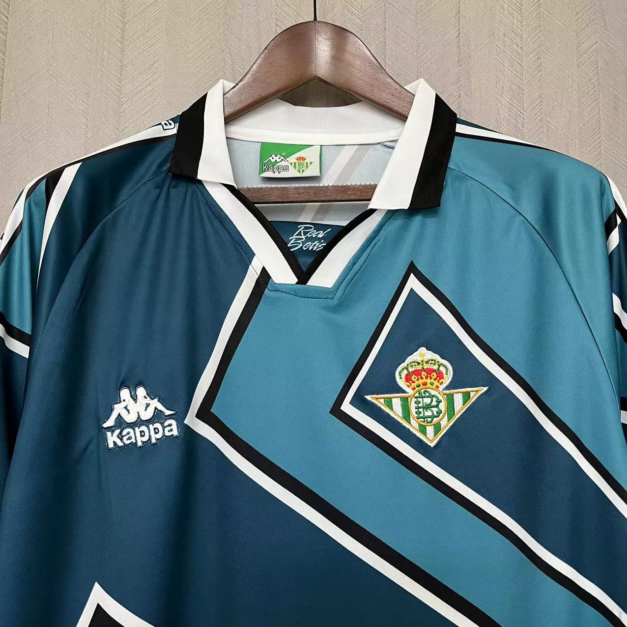Real Betis 1995/97 Men's Retro Away Jersey
